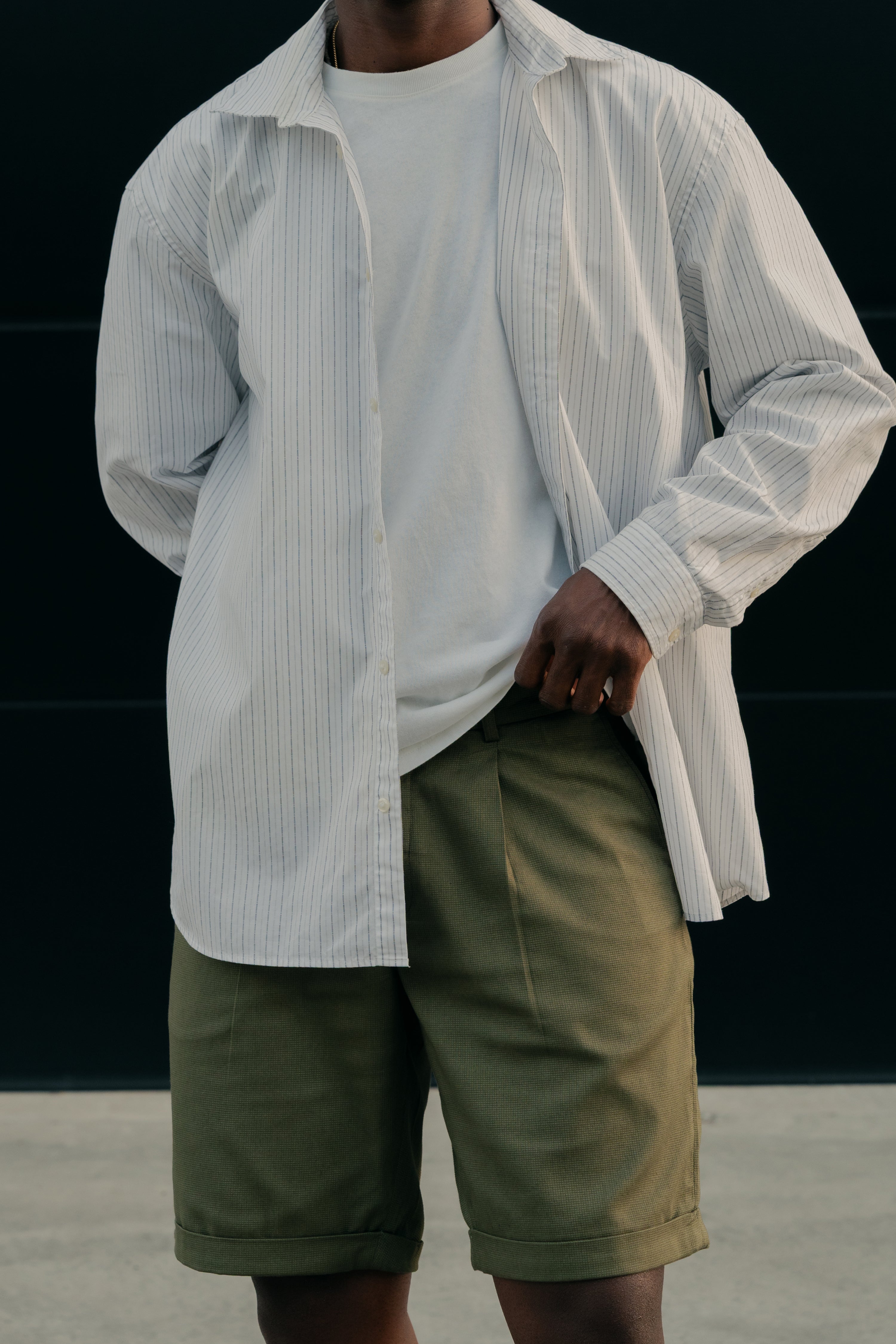 Bermuda texturé kaki foncé