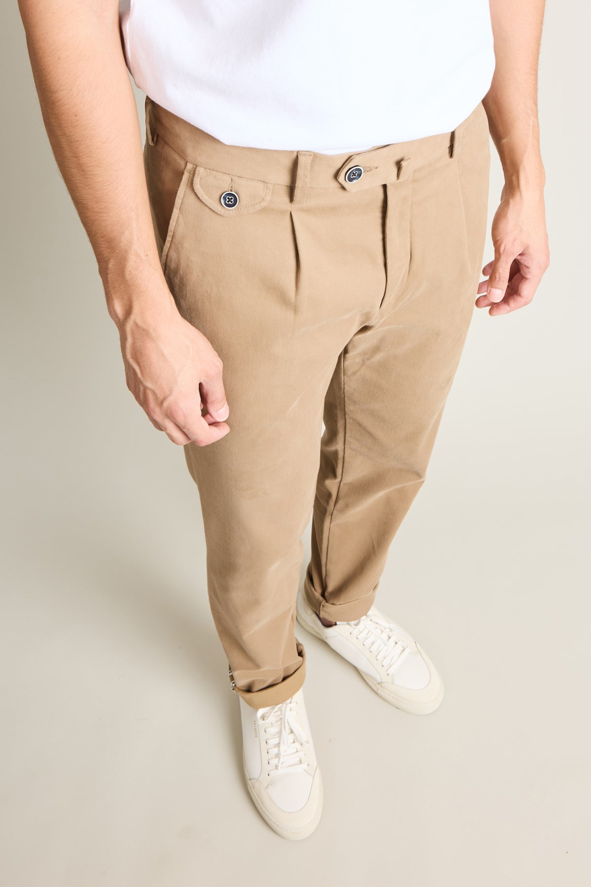 Beige pleated chinos