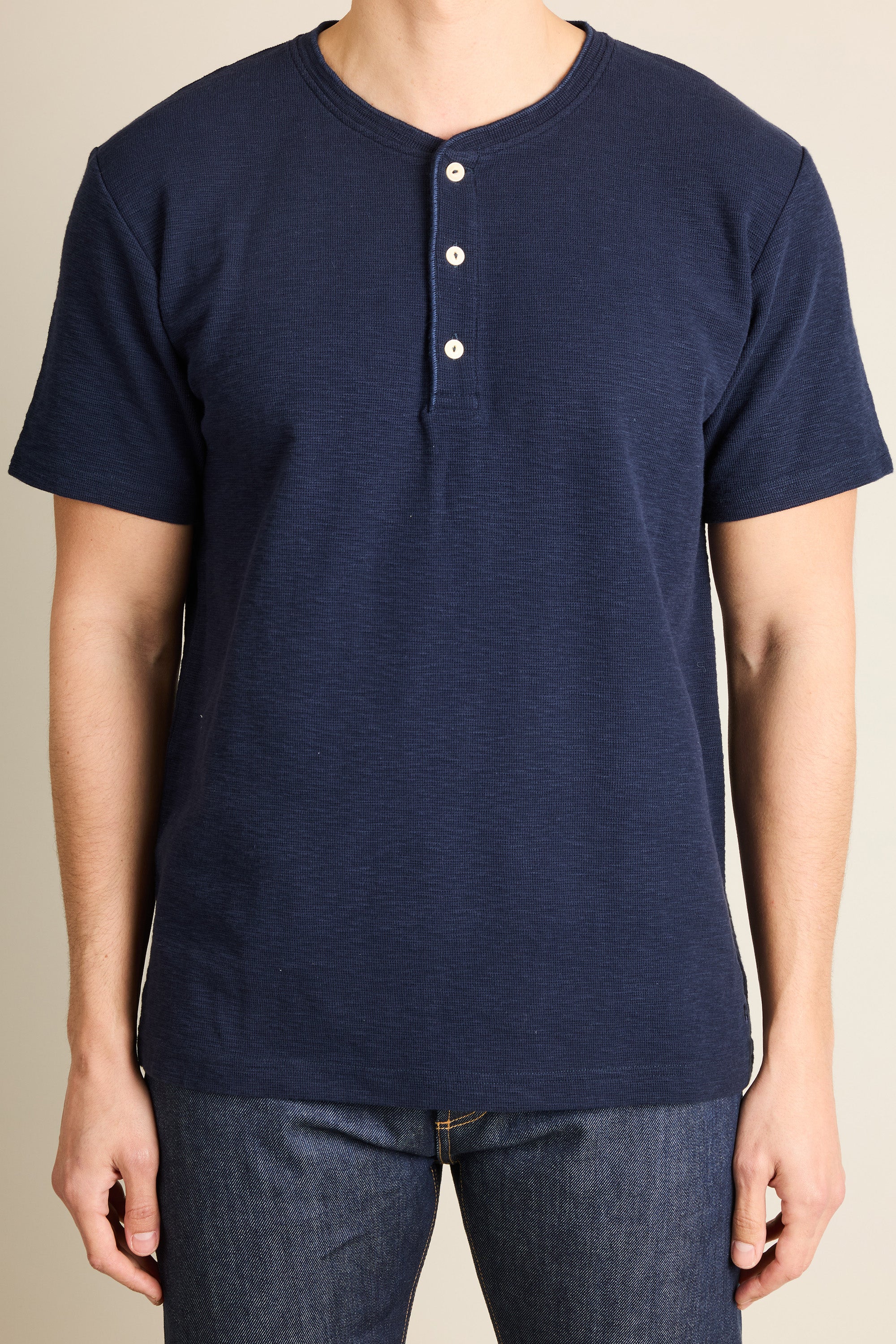 Tee-shirt henley bleu marine