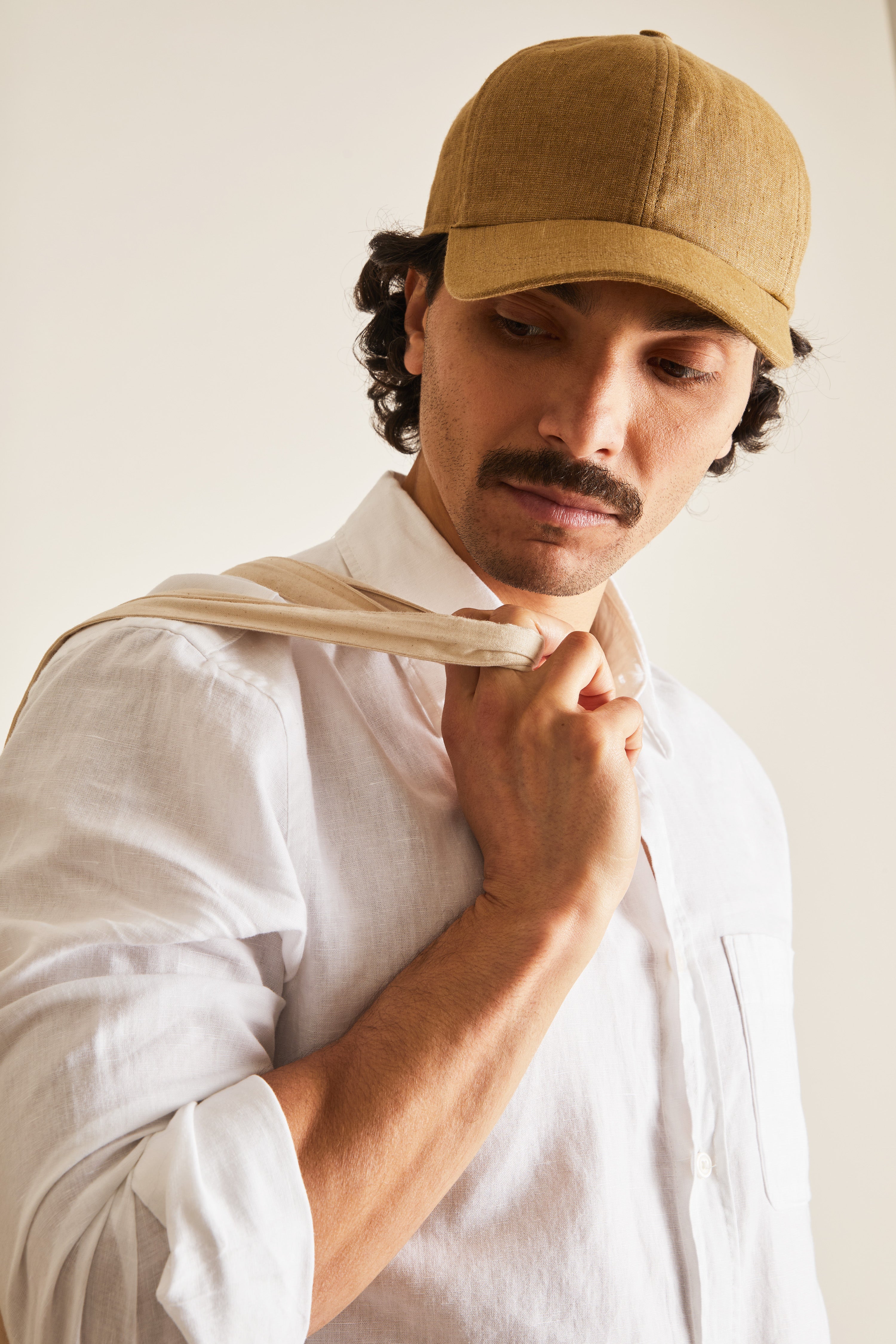 Dark beige cotton linen cap