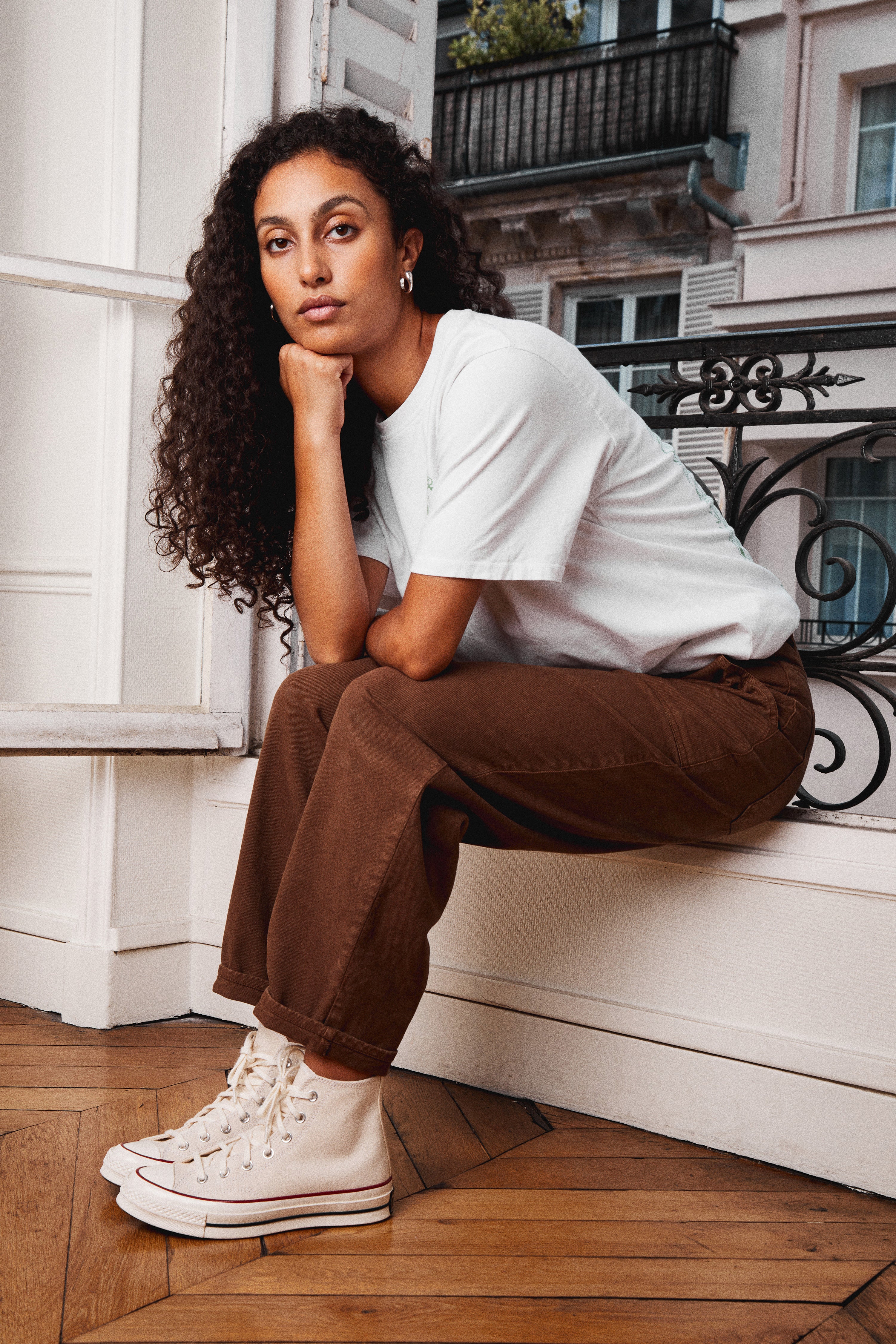 Brown balloon jeans
