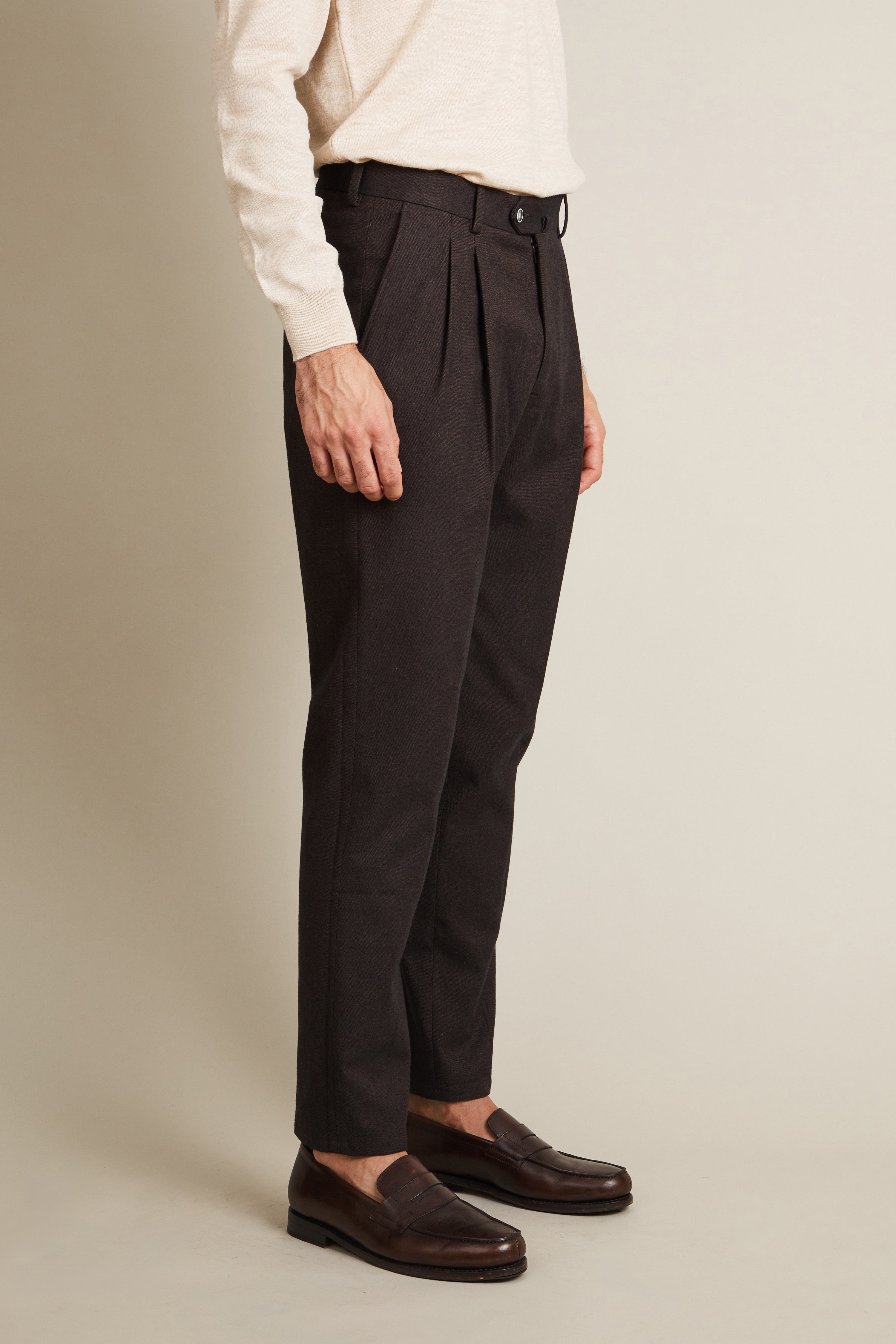 Brown flannel double pleated pants