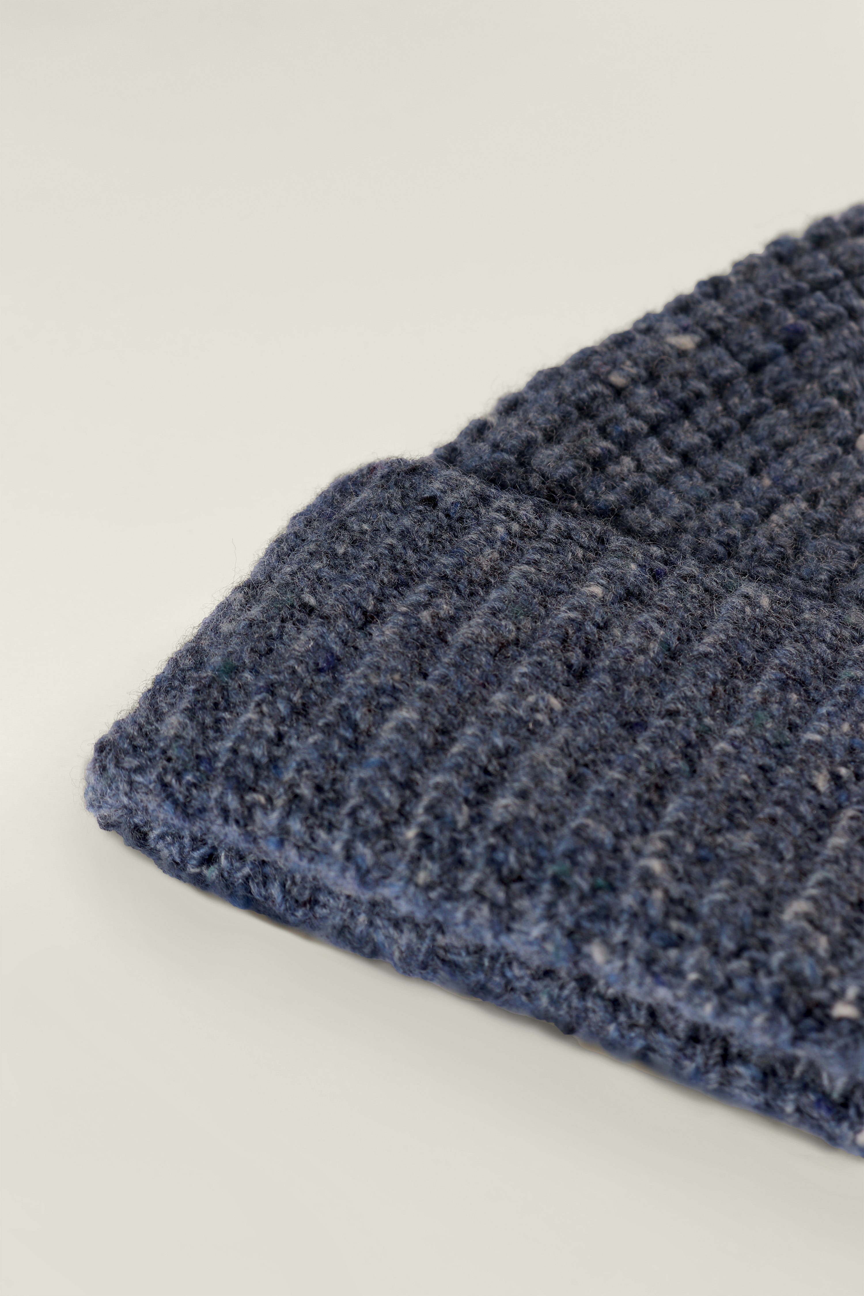 Bonnet en laine bleu