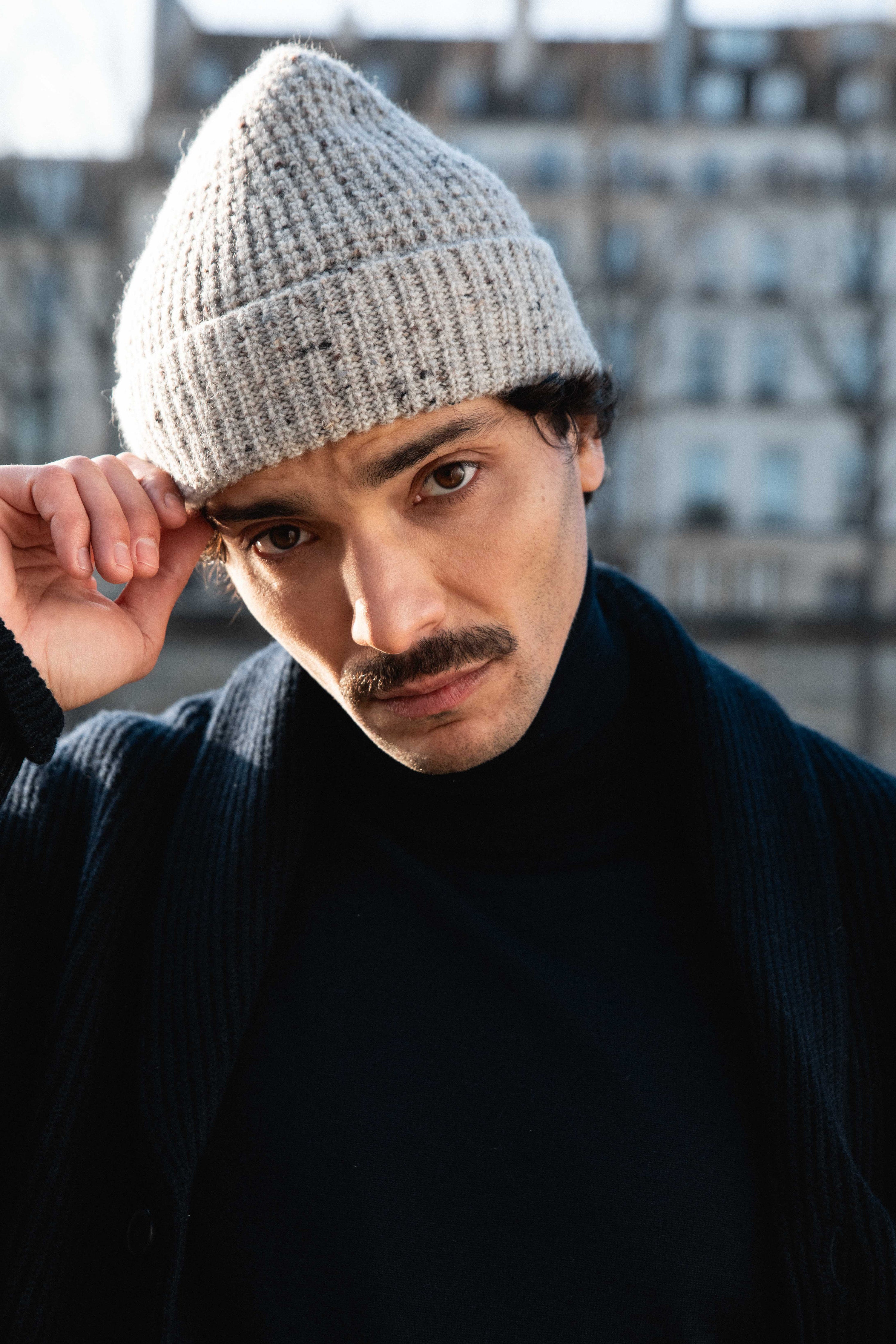Grey woolly hat