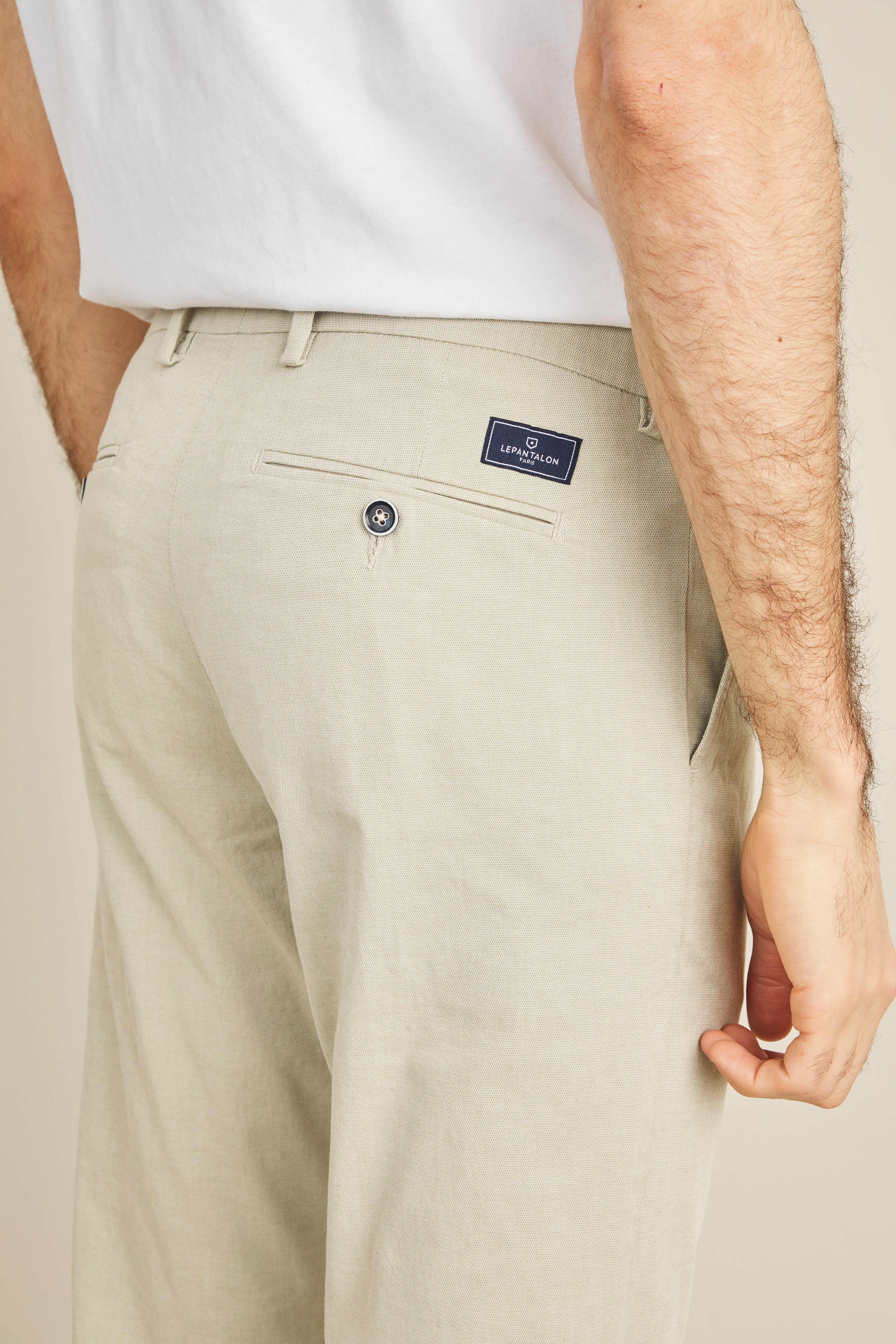 Chino aérien vert olive