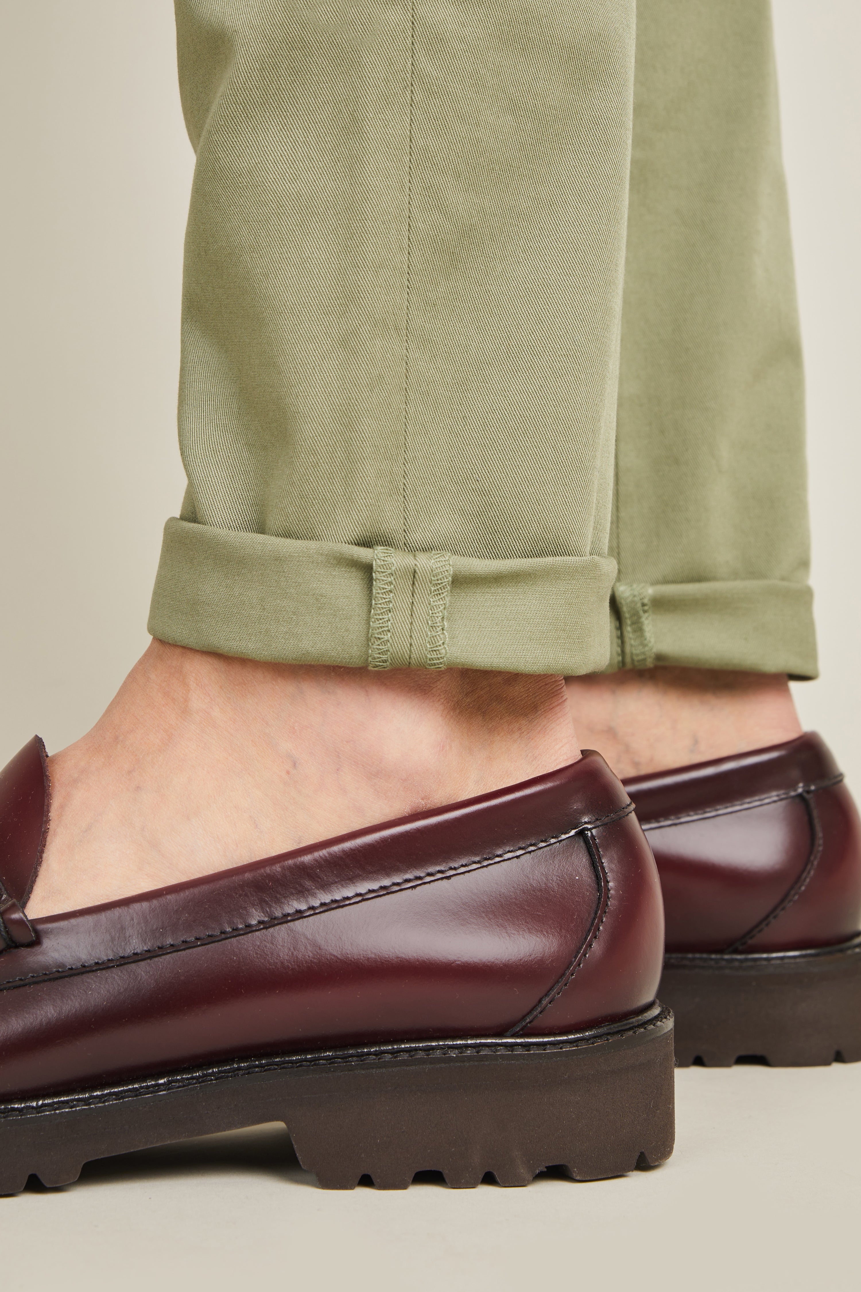 Olive chinos