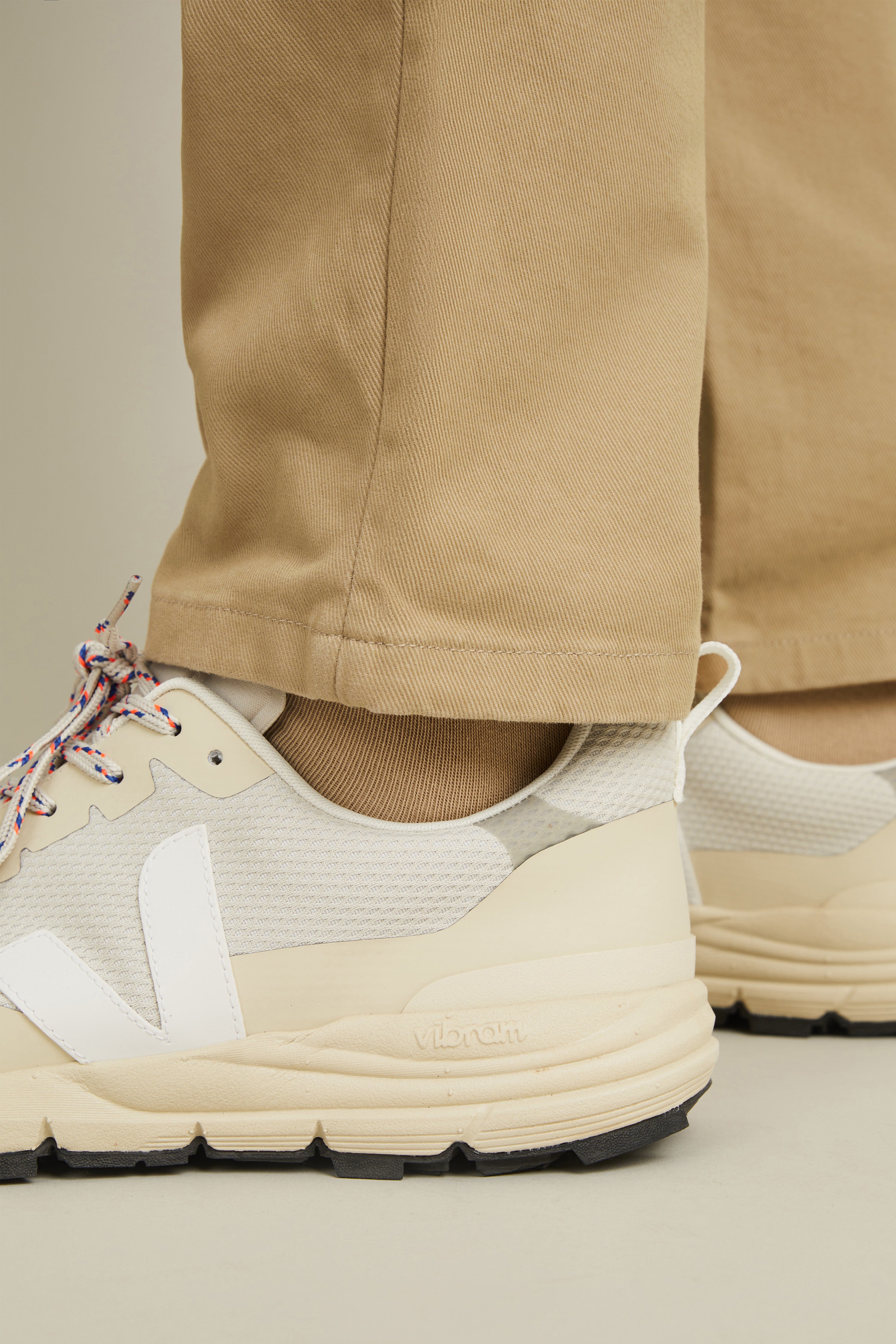 Chino droit beige