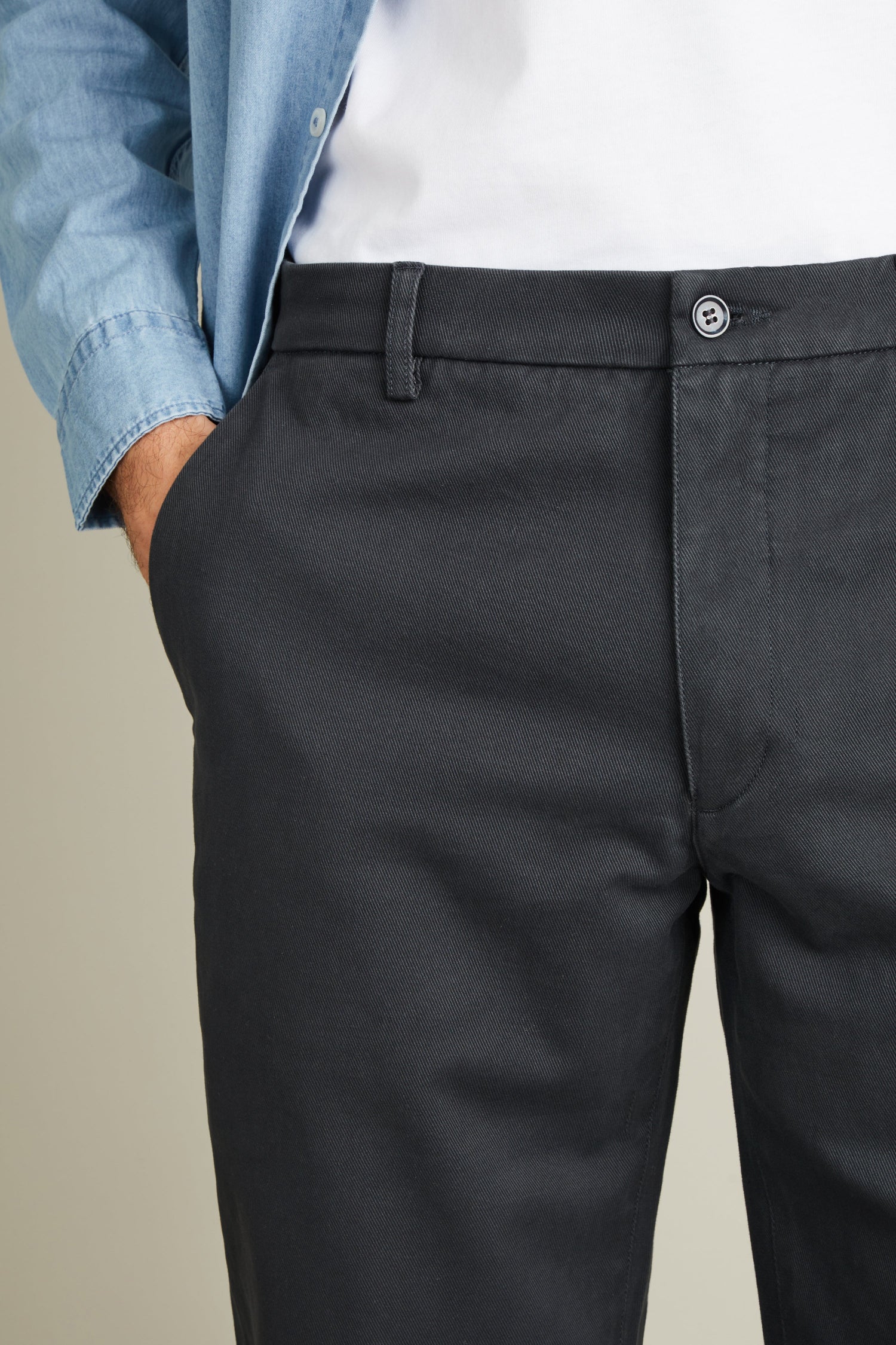Chino droit gris anthracite
