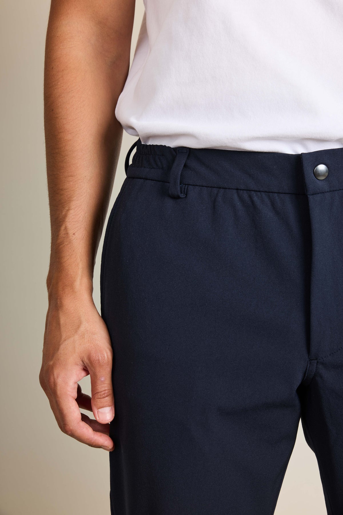 Chino technique bleu marine v2
