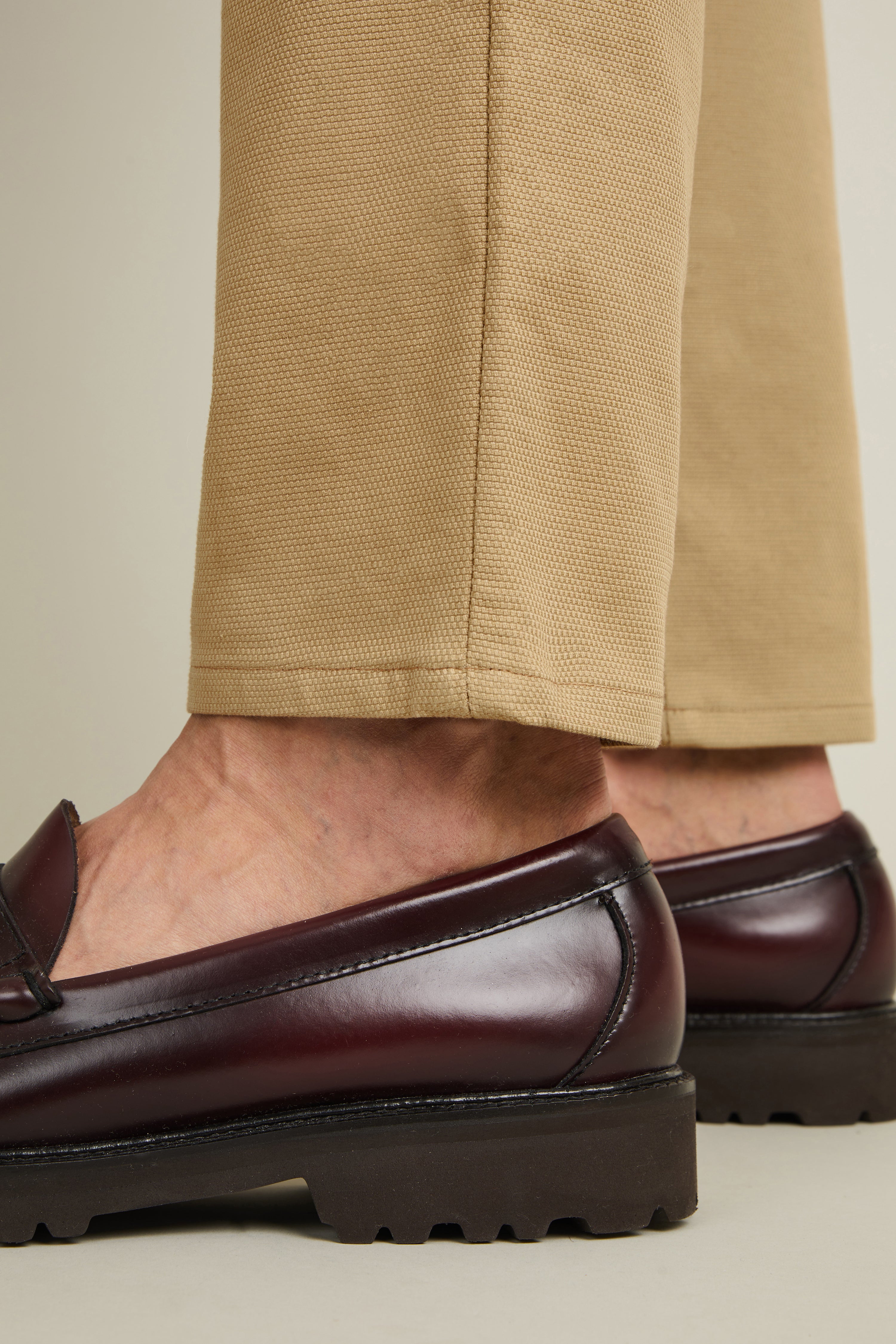 Chino texturé beige