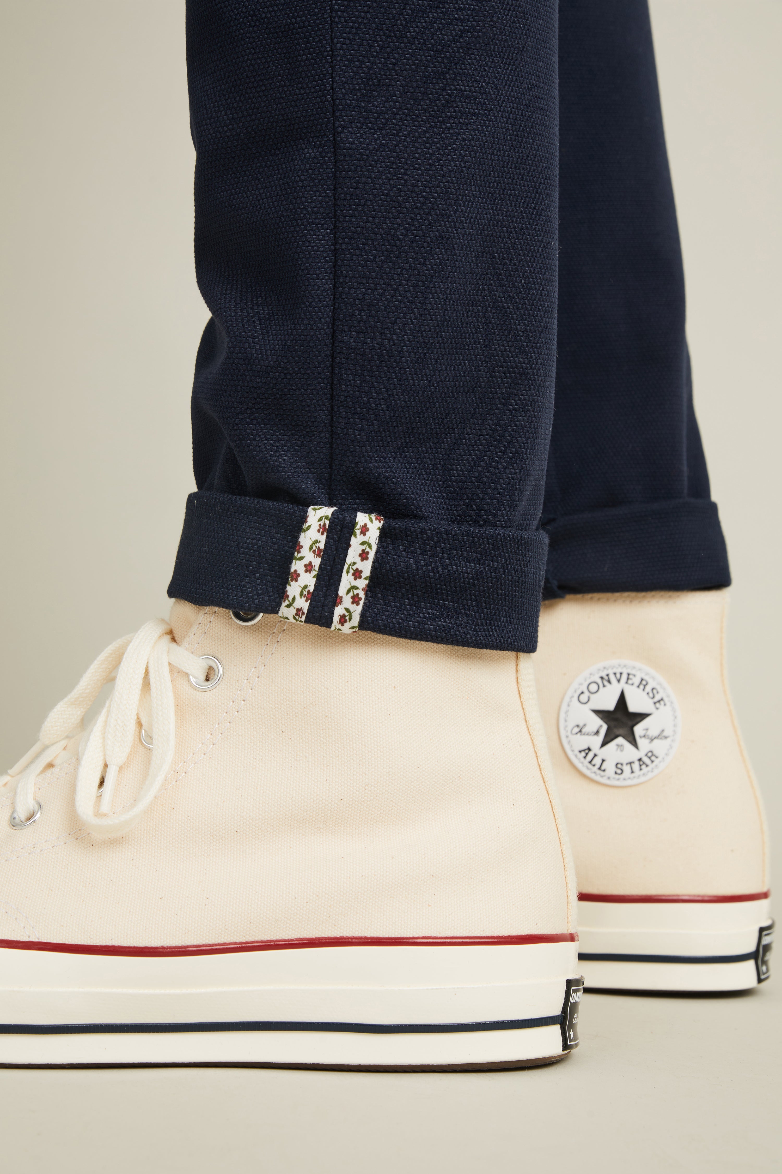 Chino texturé bleu marine