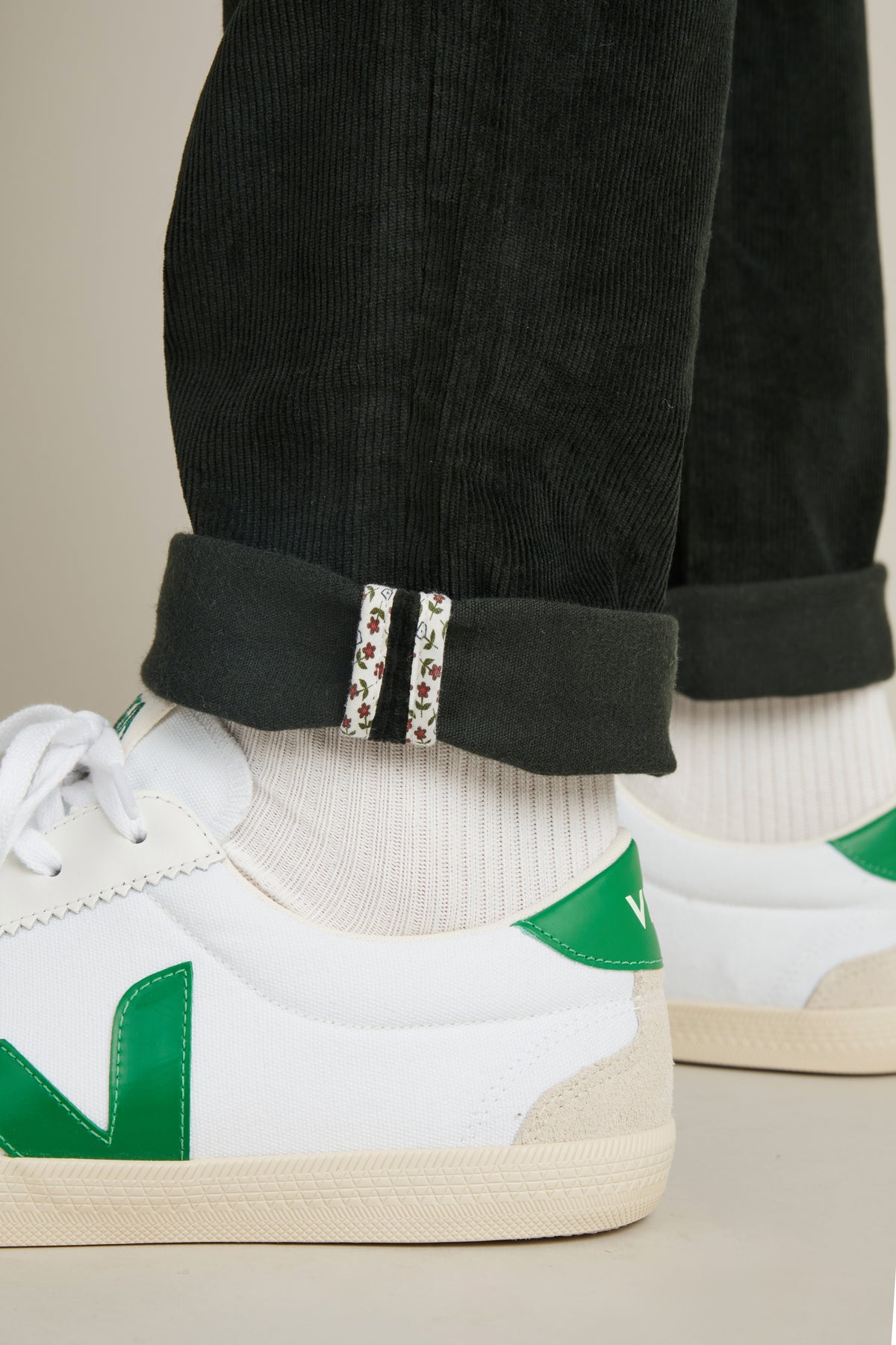 Fir green corduroy chinos
