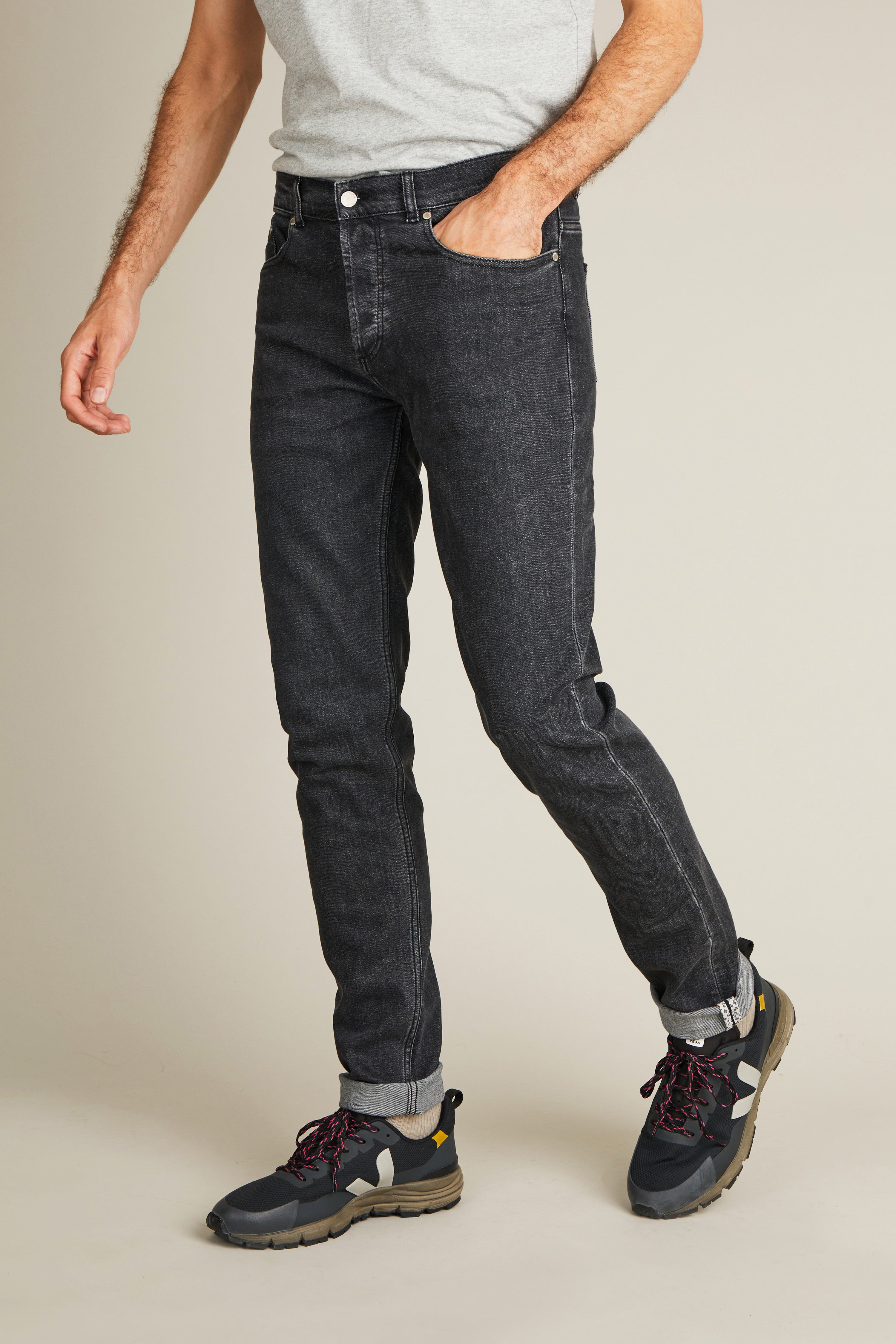 Jean classique noir stone