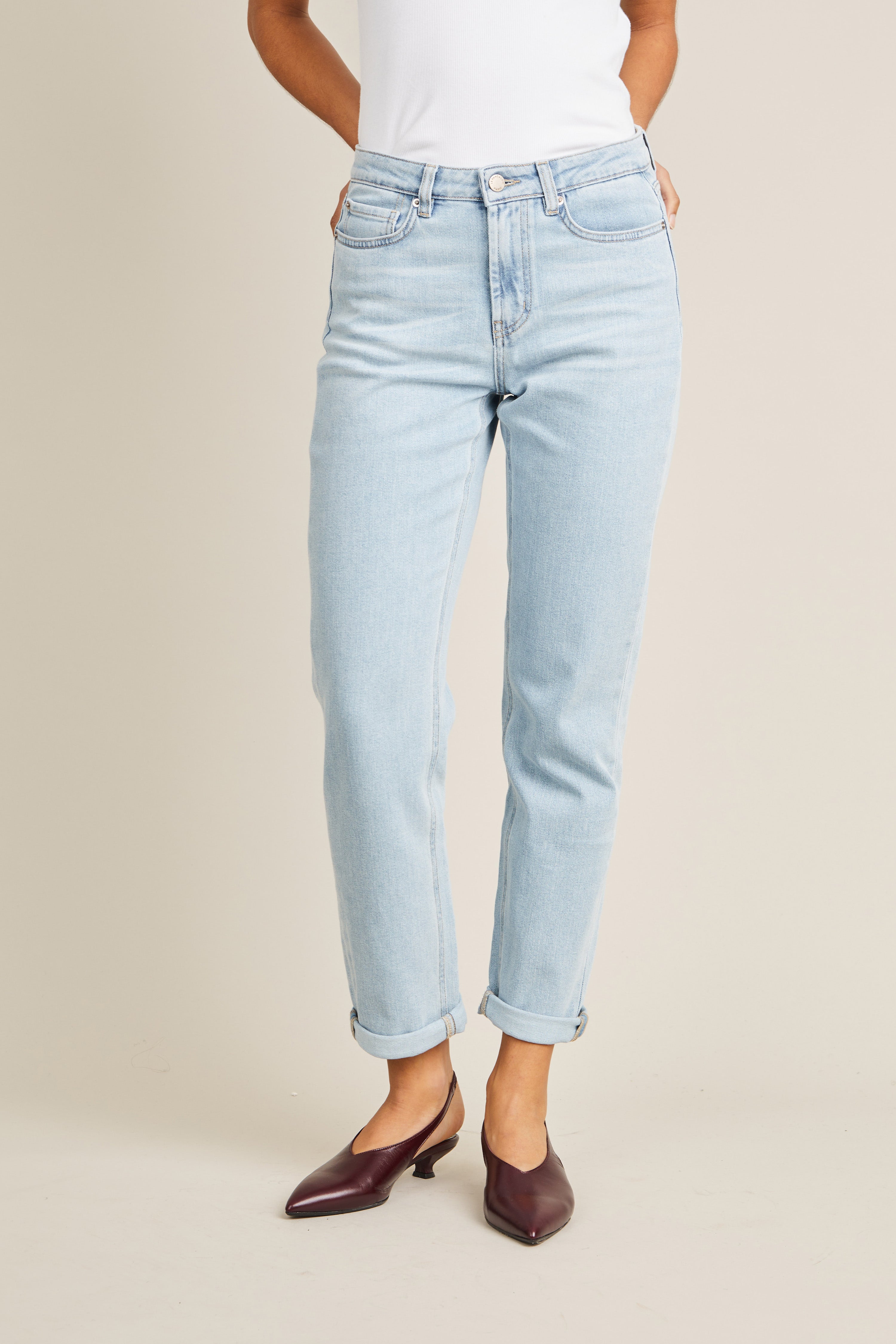 Vintage bleached girlfriend jeans
