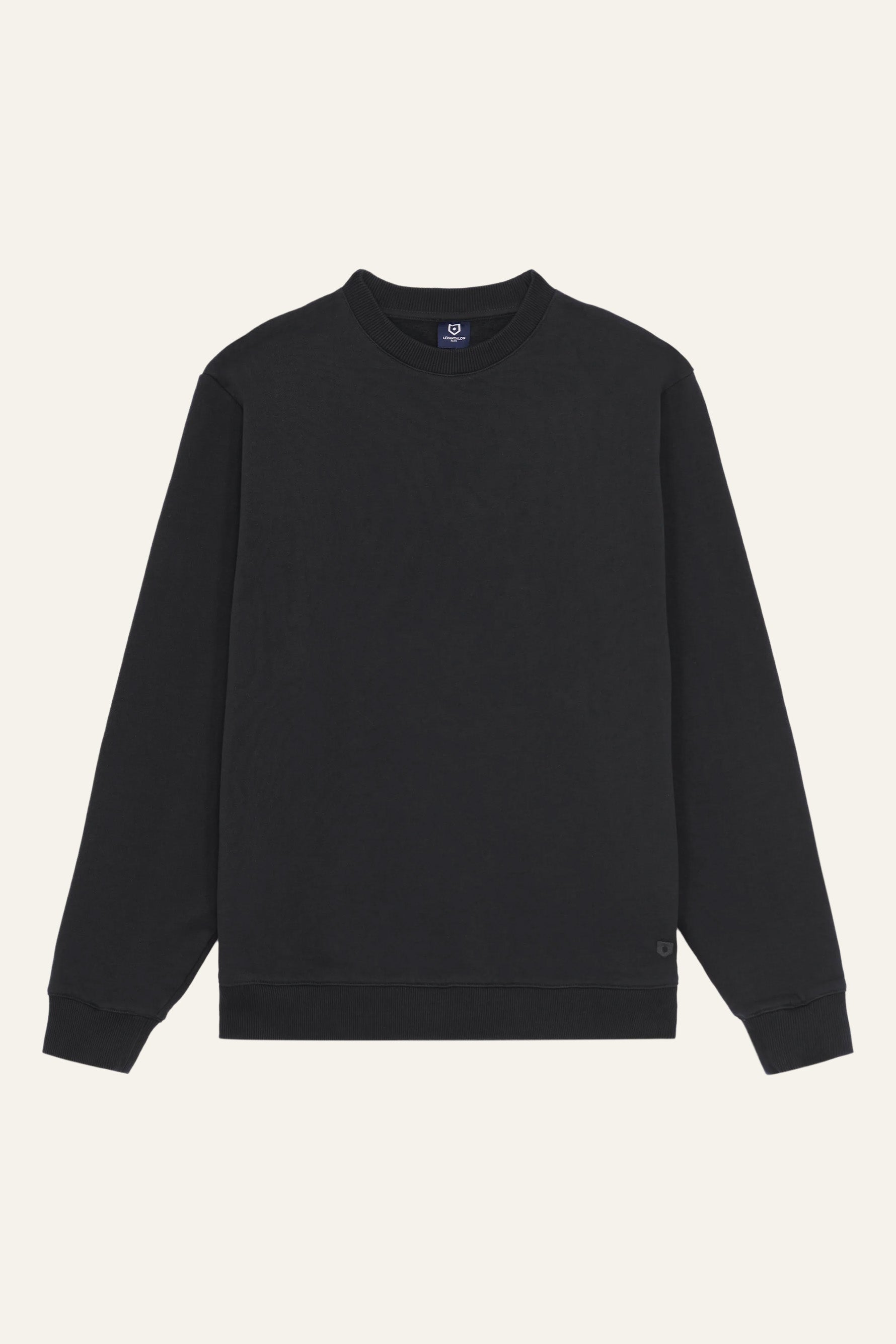 Black sweatshirt