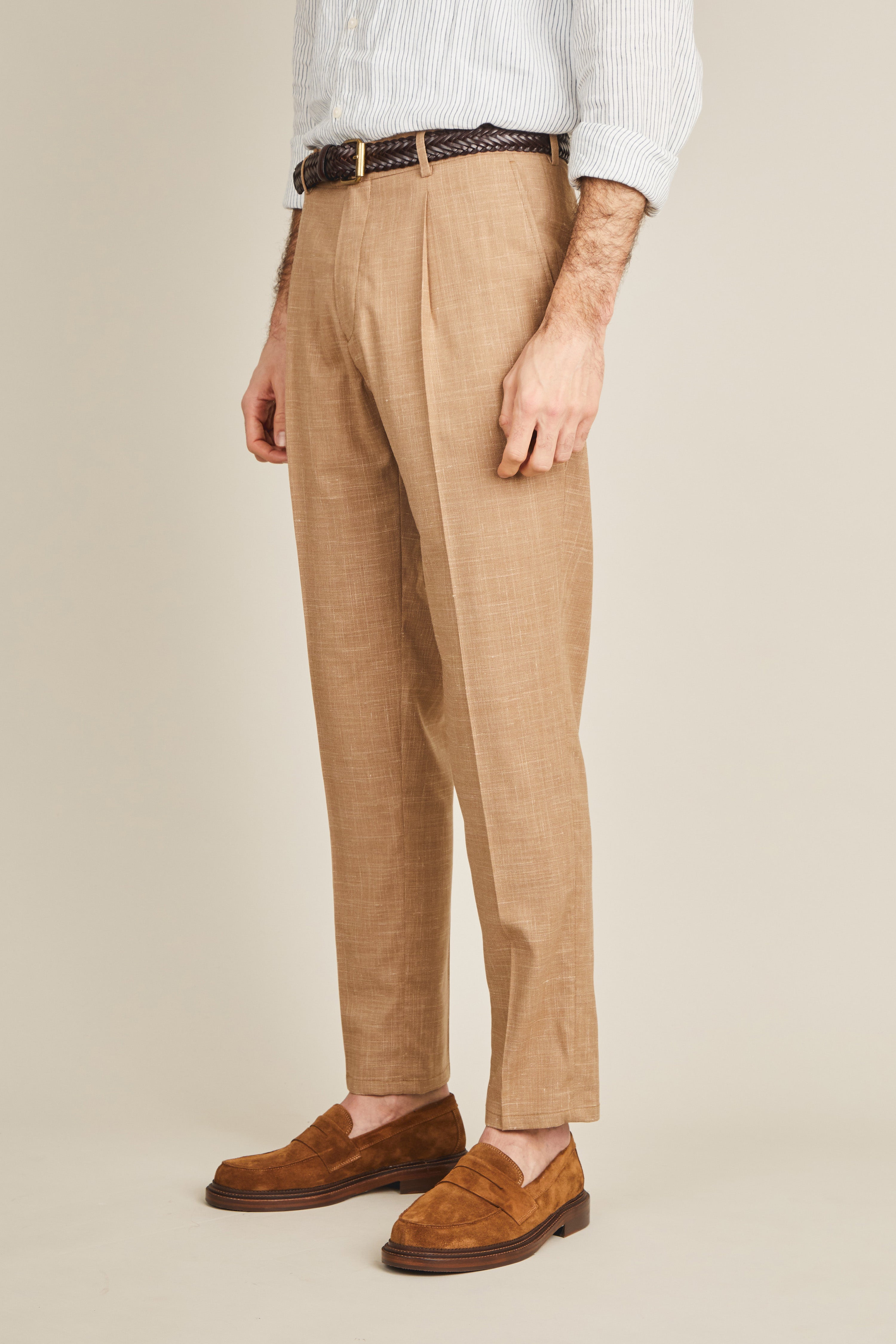 Pantalon à pinces léger brun