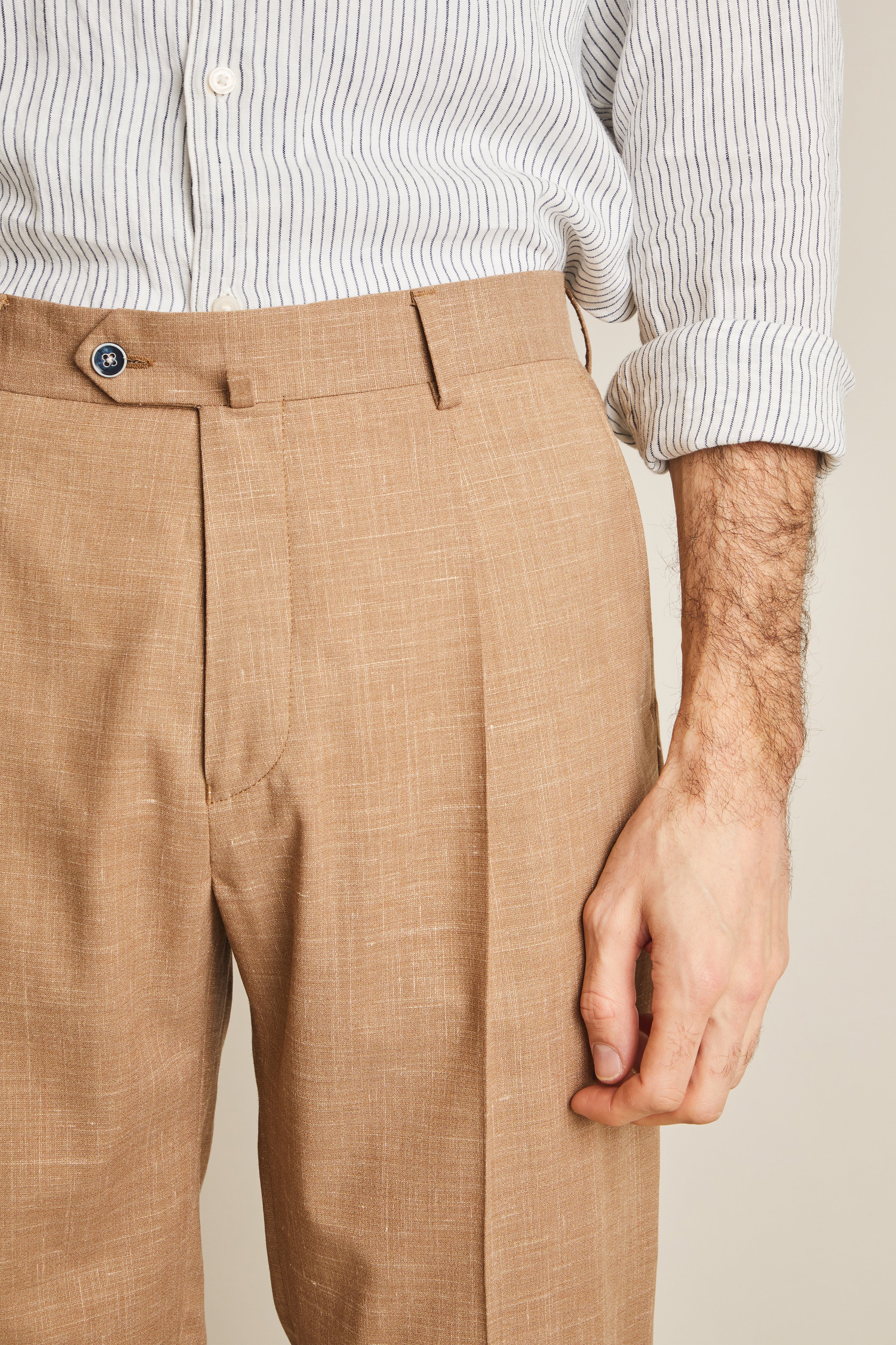 Pantalon à pinces léger brun
