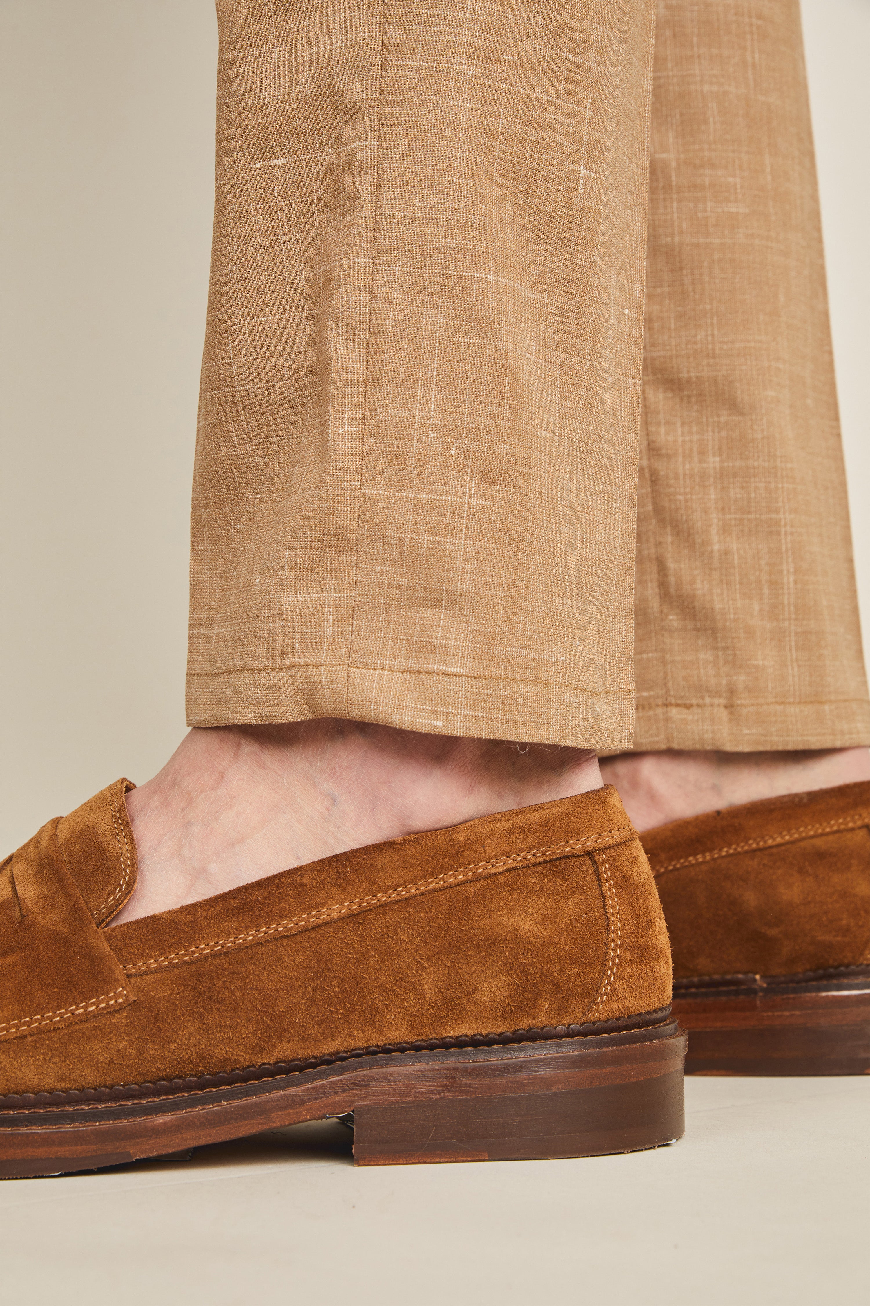 Pantalon à pinces léger brun