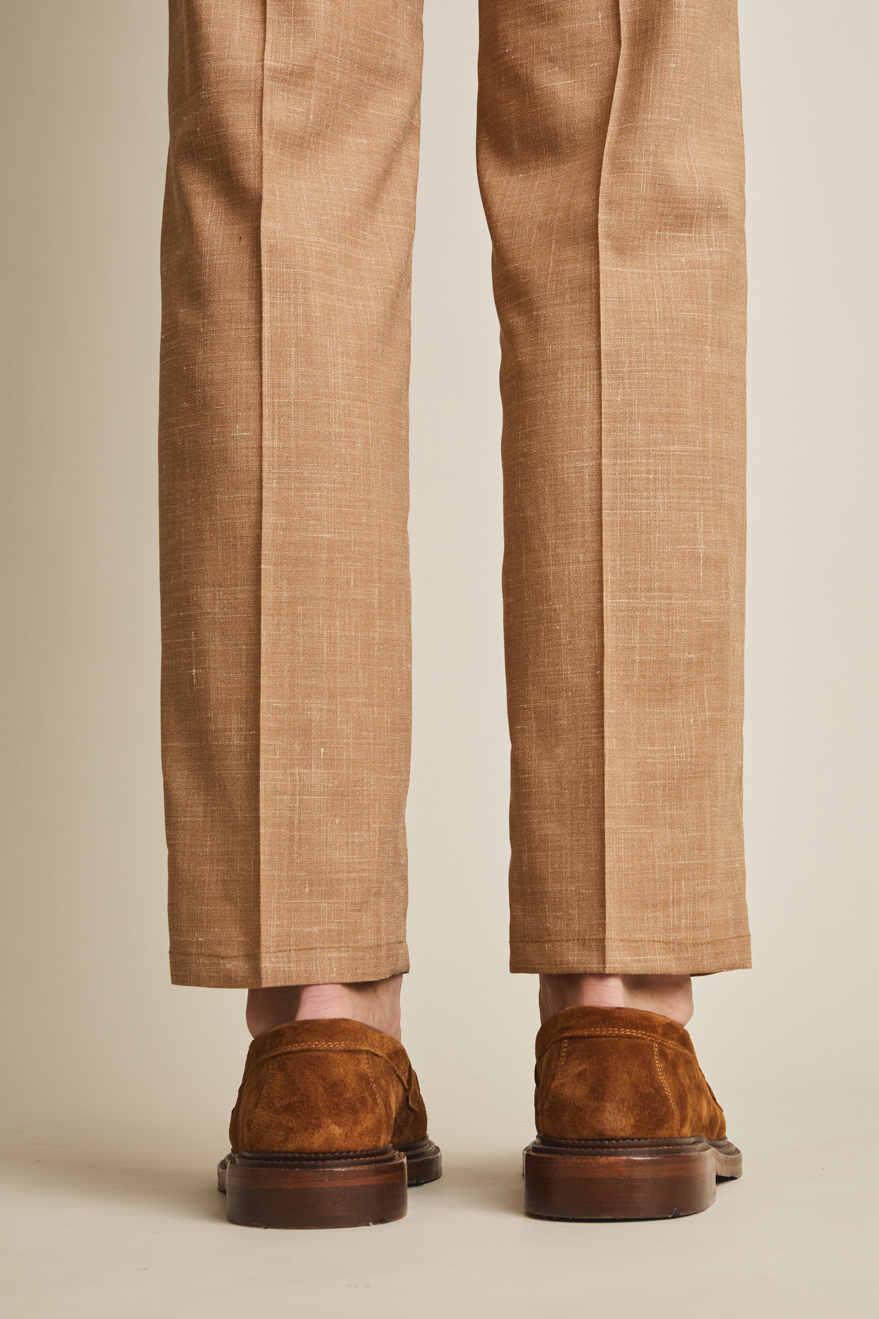 Pantalon à pinces léger brun