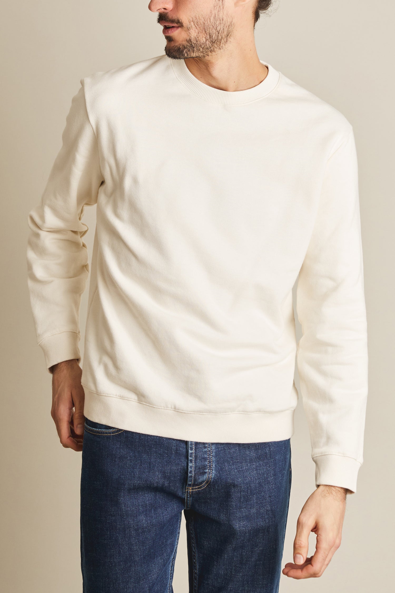 Off-white sweatshirt