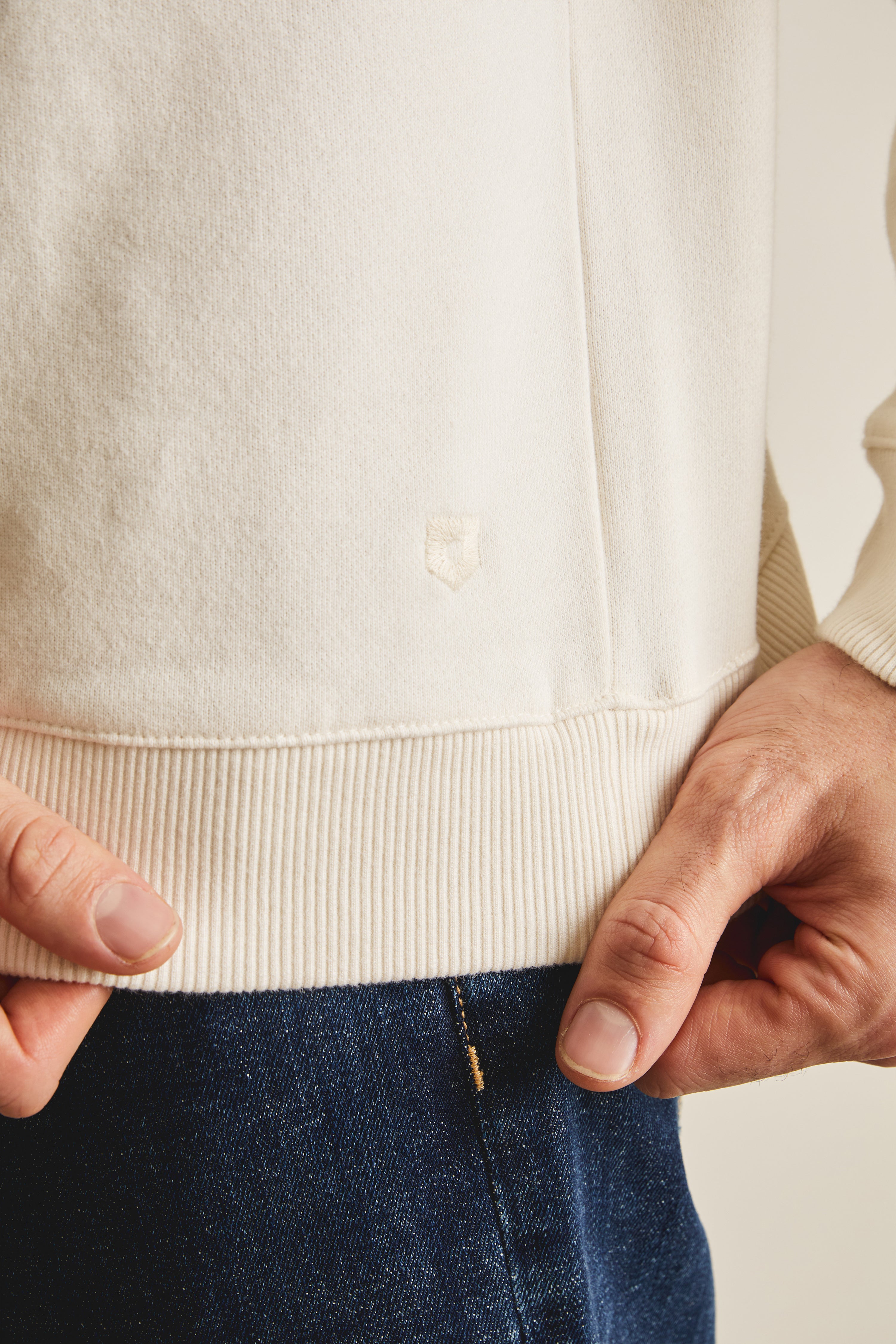 Off-white sweatshirt