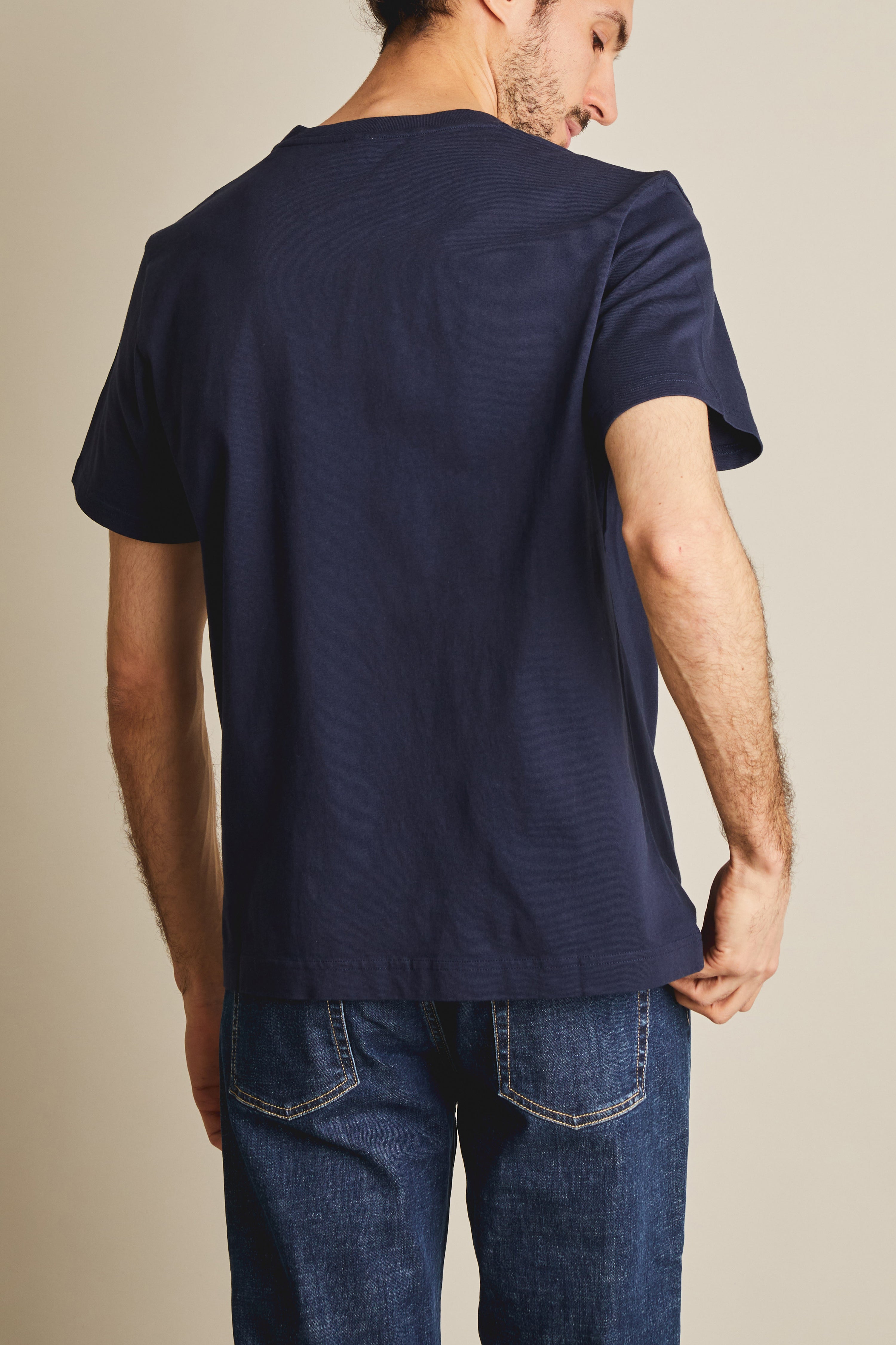 Tee-shirt bleu marine