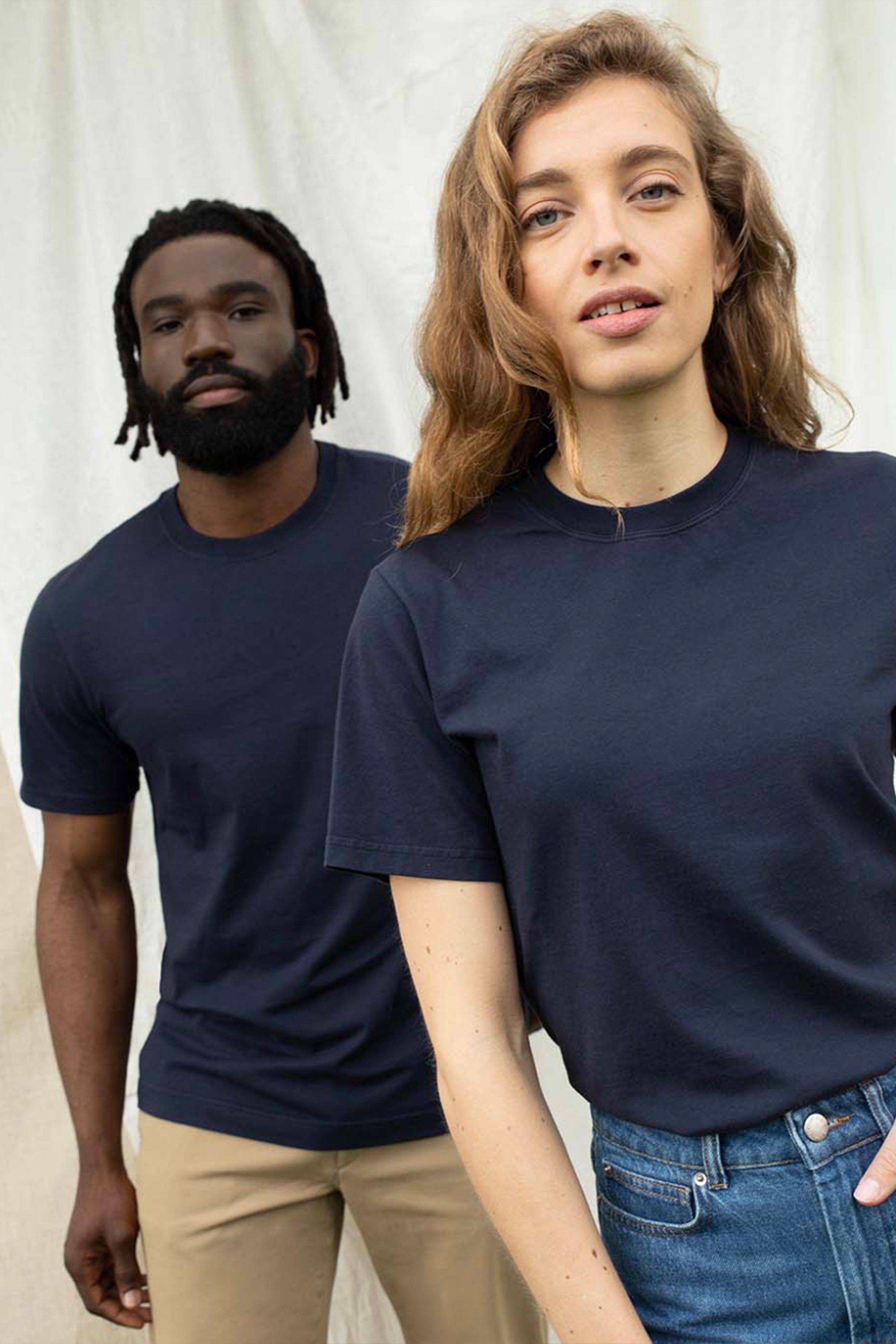 Tee-shirt bleu marine