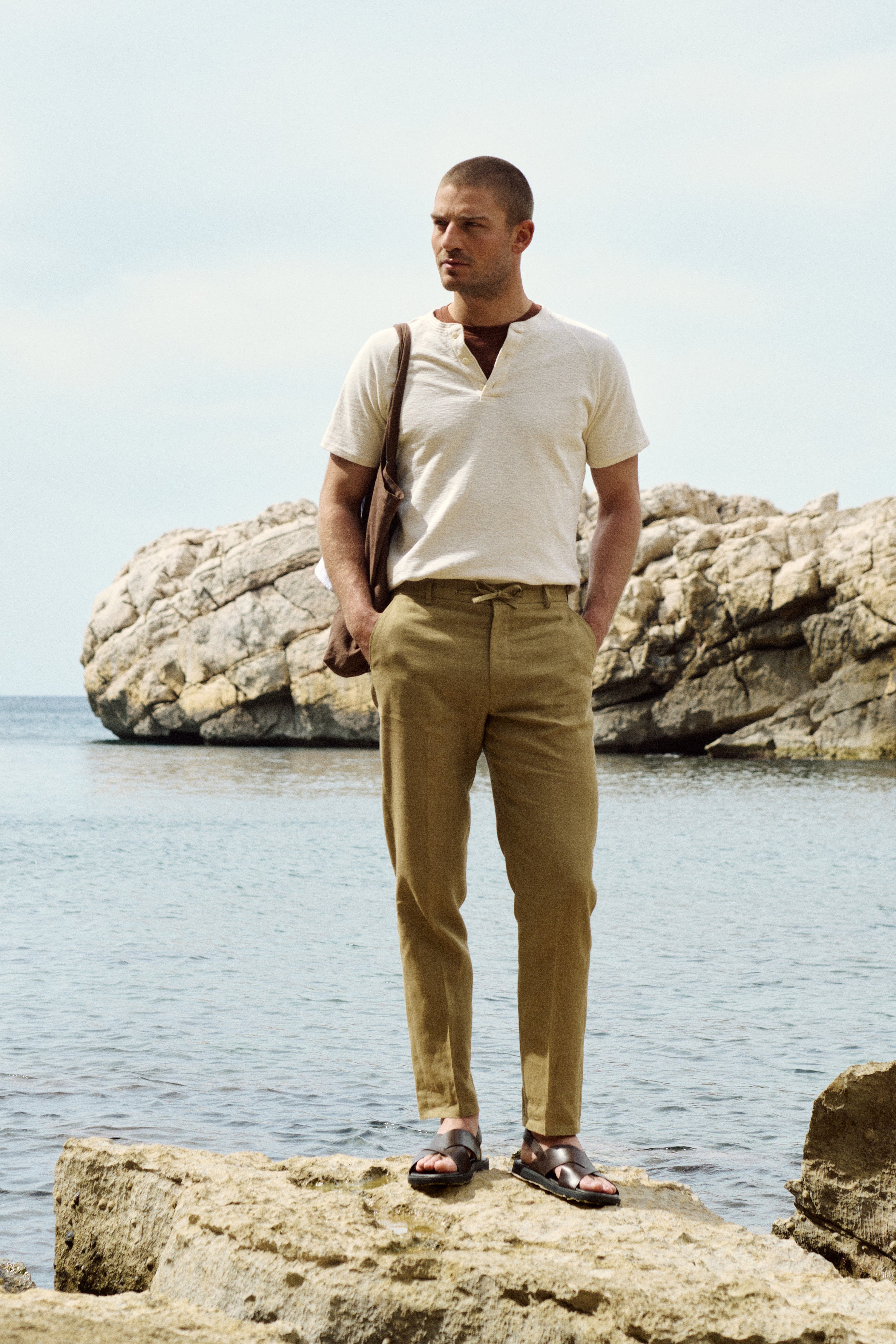 Pantalon lin beige foncé
