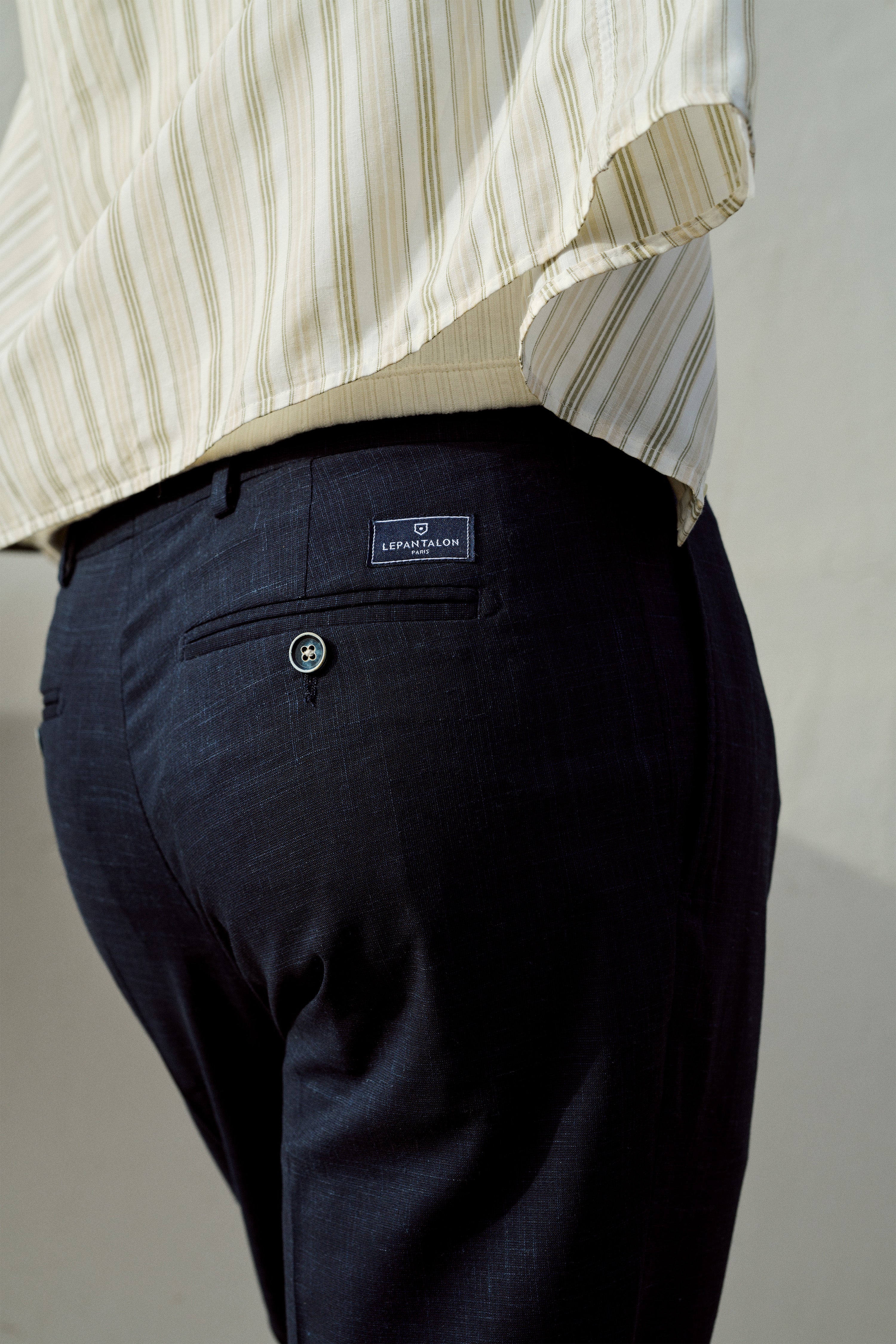 Wool-linen-silk pants in navy blue