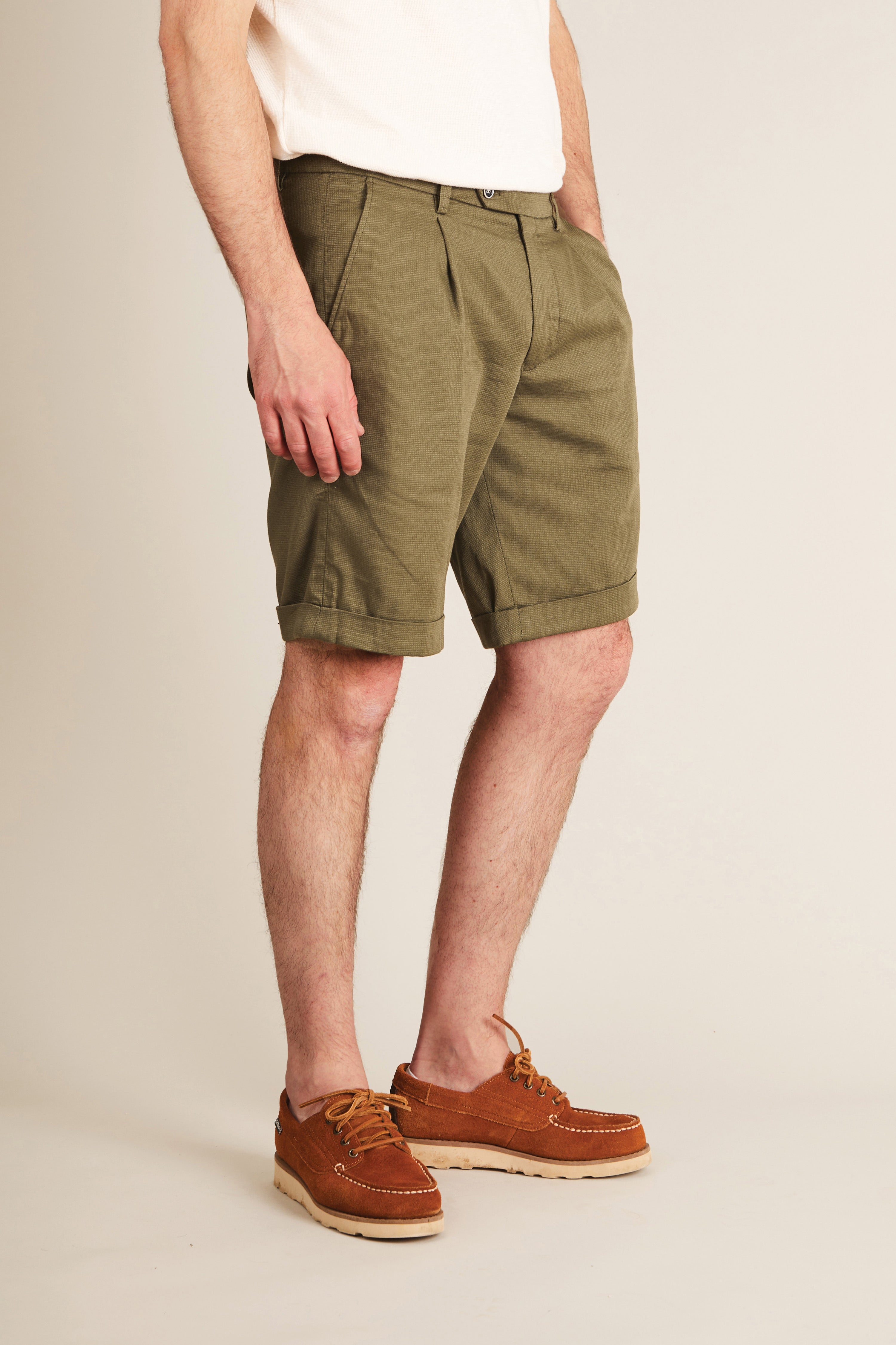 Bermuda texturé kaki foncé