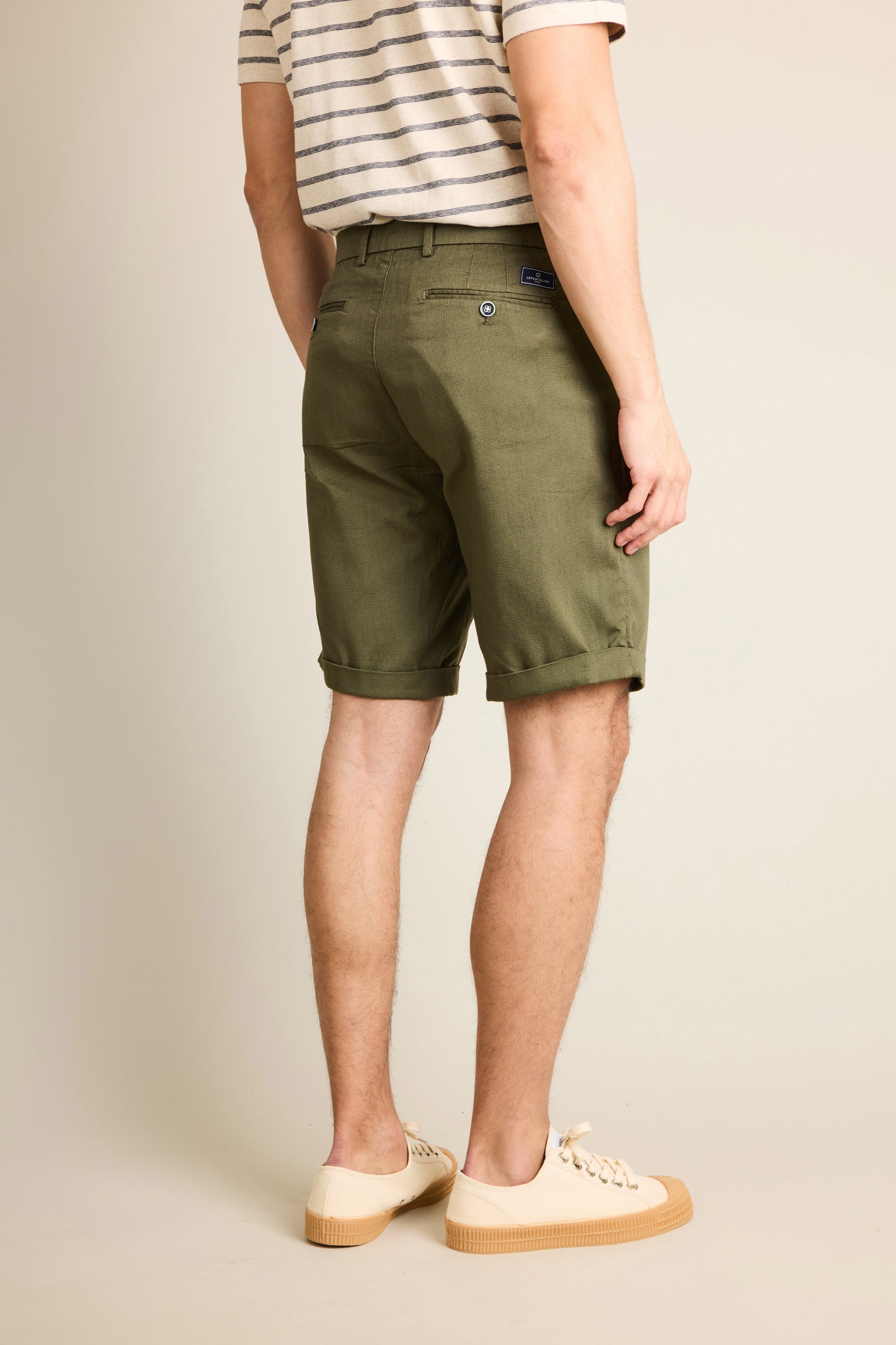 Bermuda texturé kaki foncé