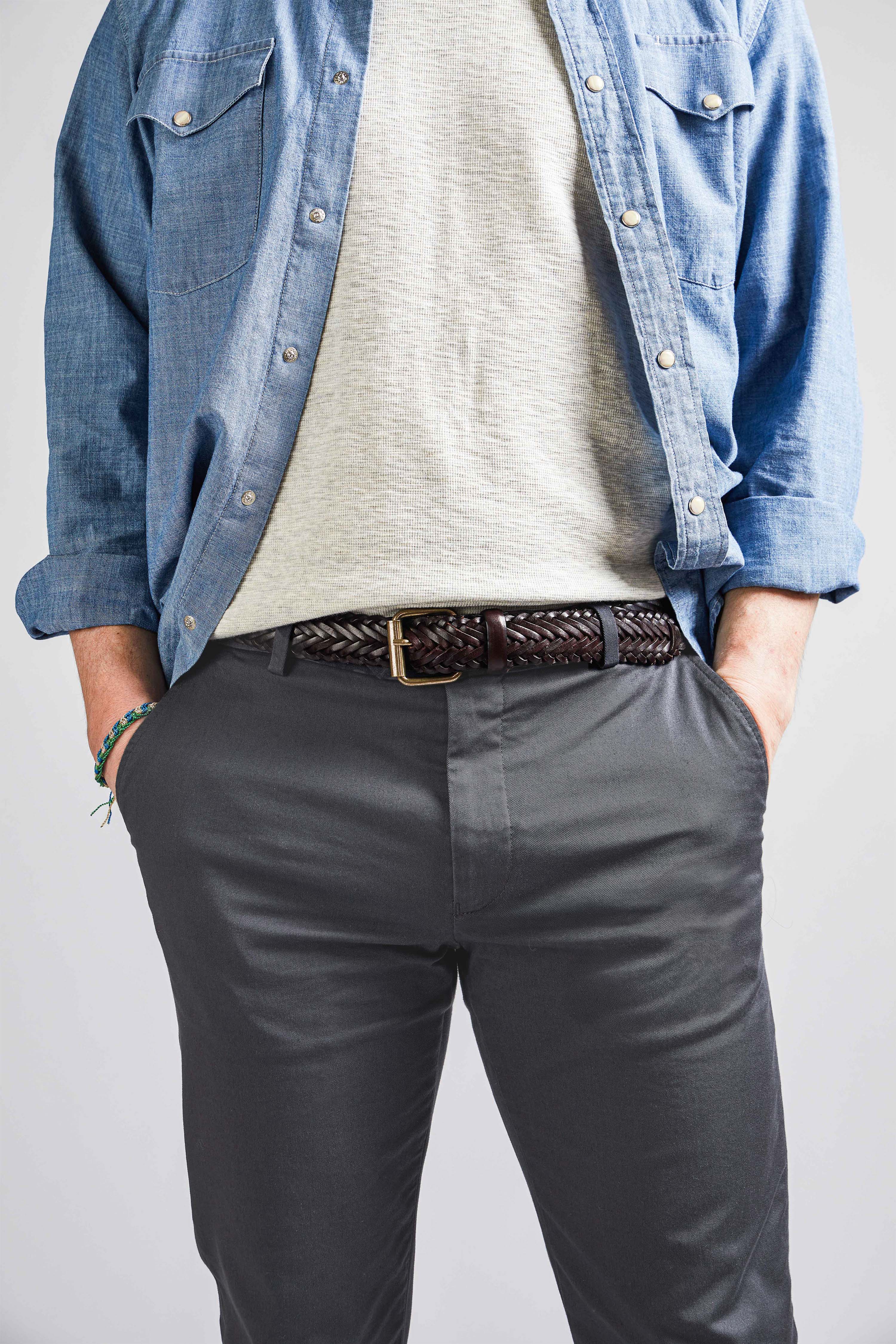 Anthracite gray chinos