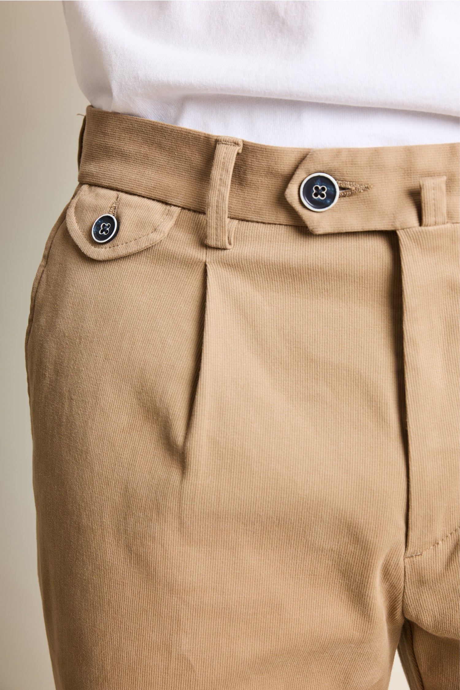 Chino à pinces beige