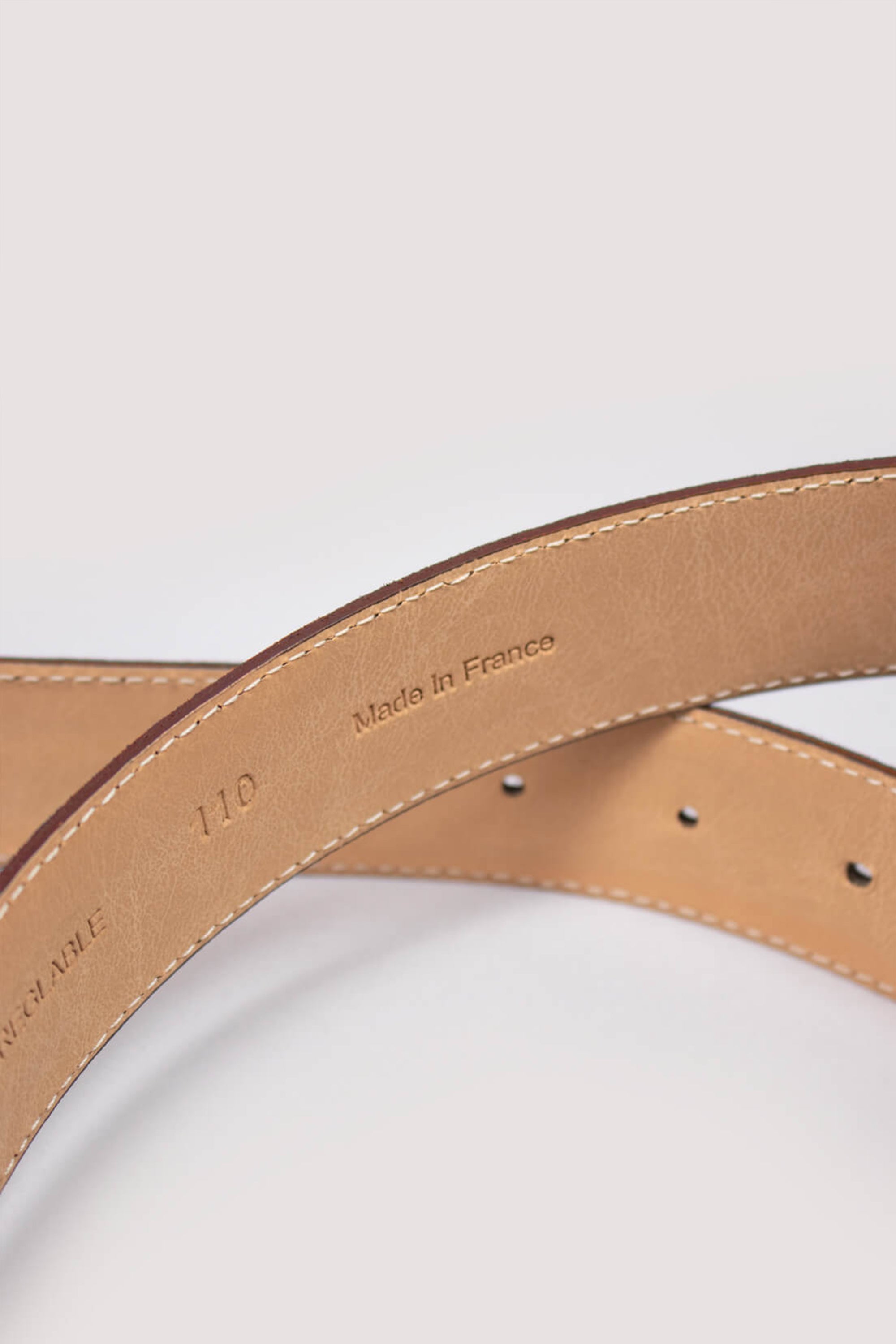Cognac leather belt
