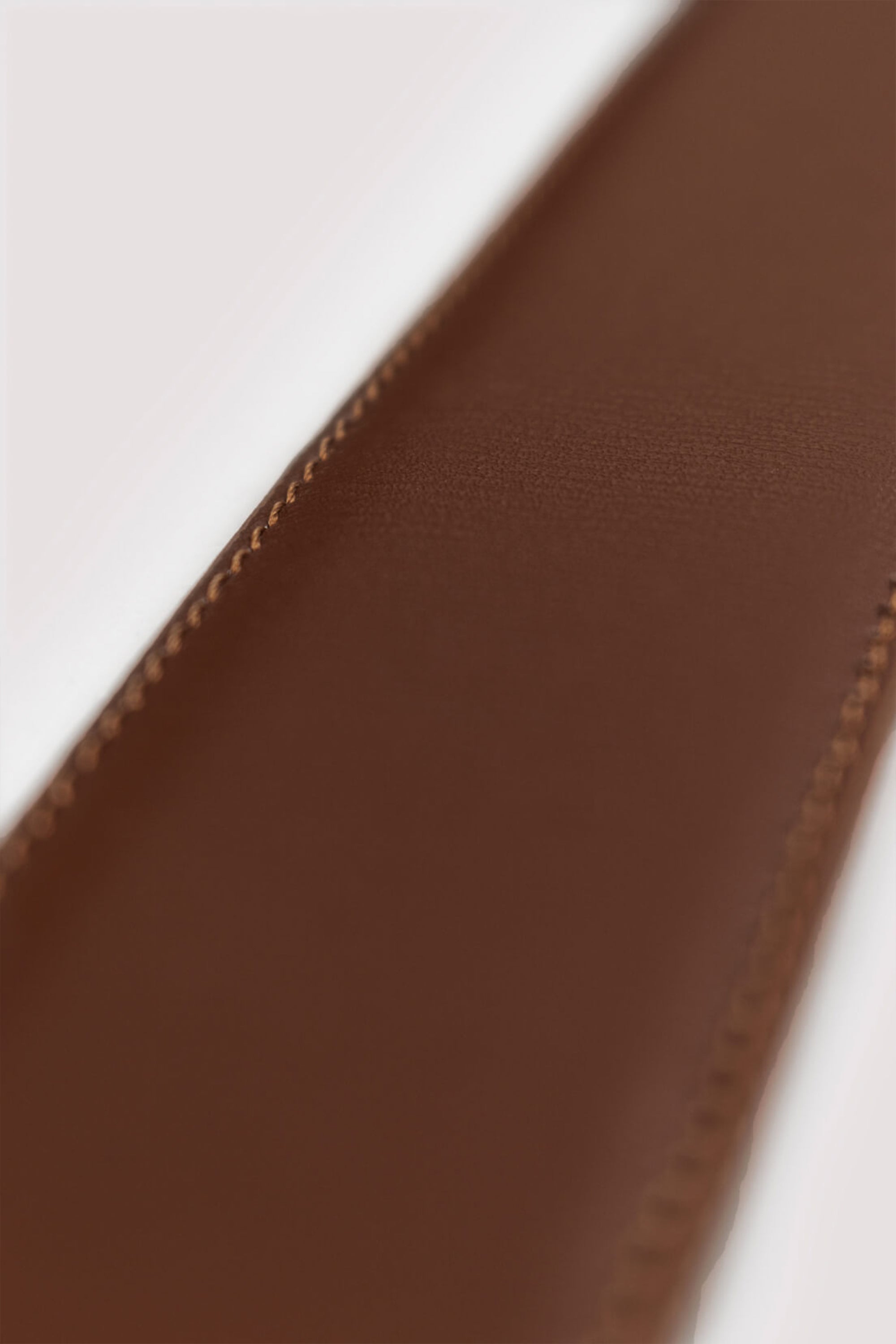 Cognac leather belt