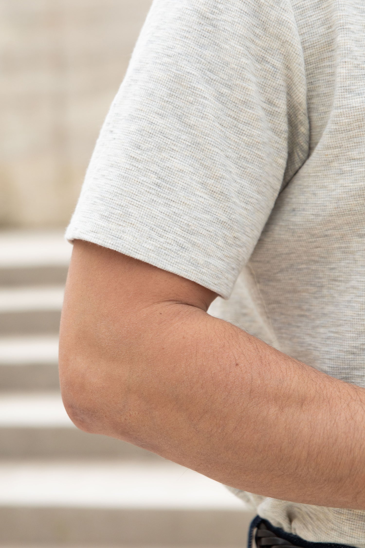 Tee-shirt henley gris chiné