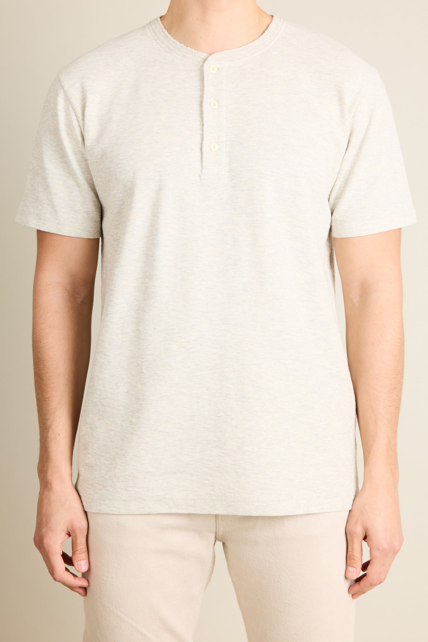 Tee-shirt henley gris chiné