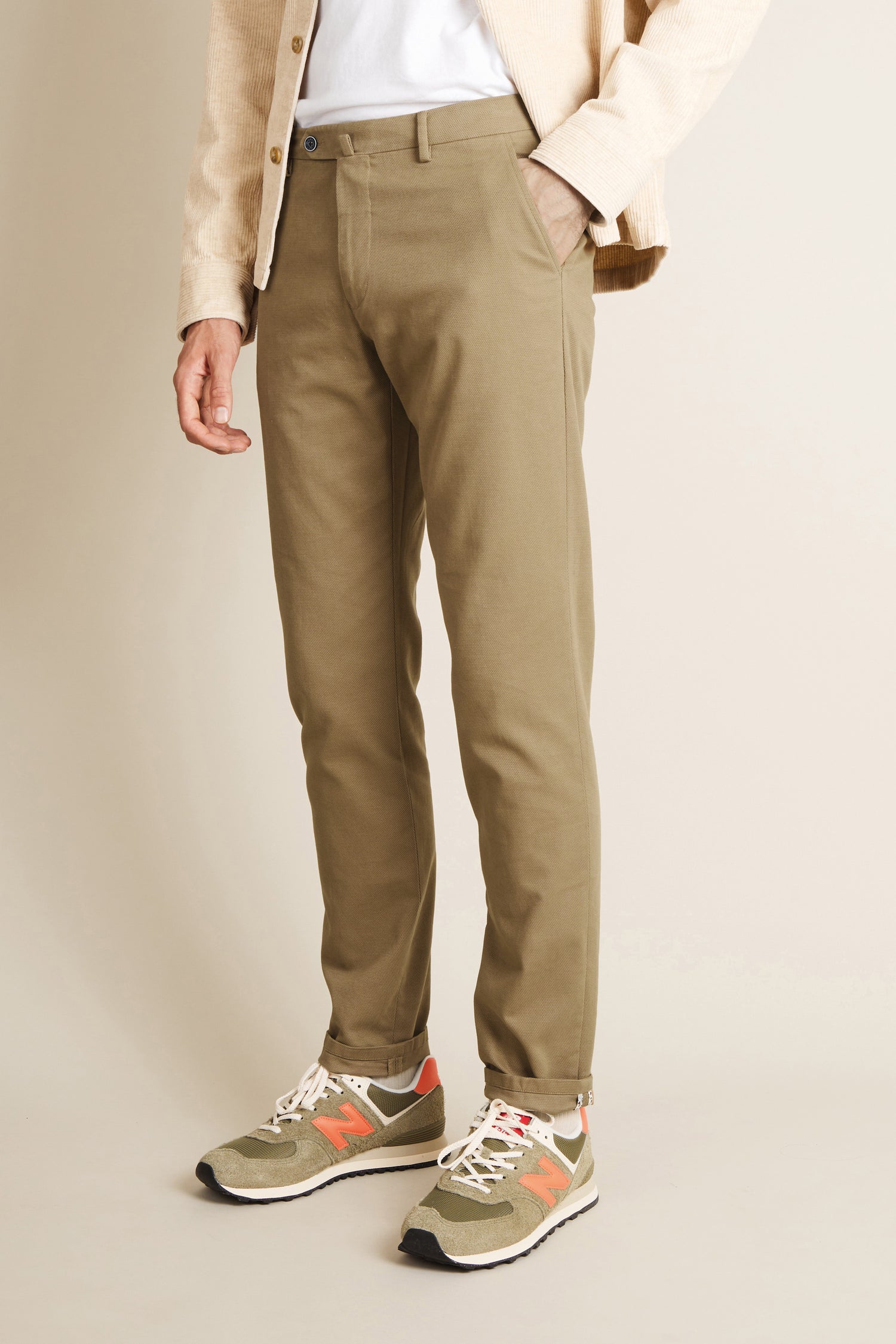 Dark beige textured chinos