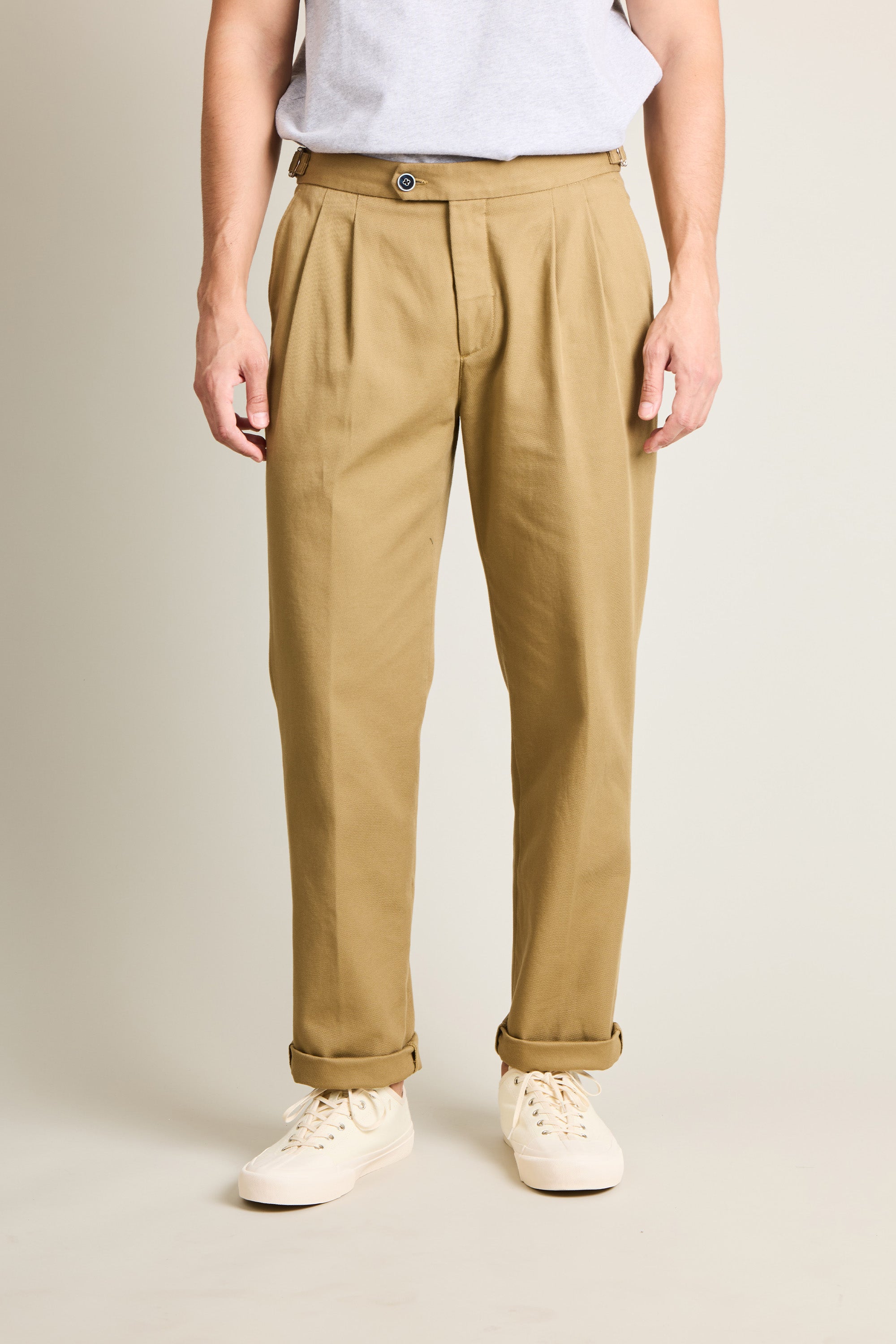 Chino double pinces beige foncé