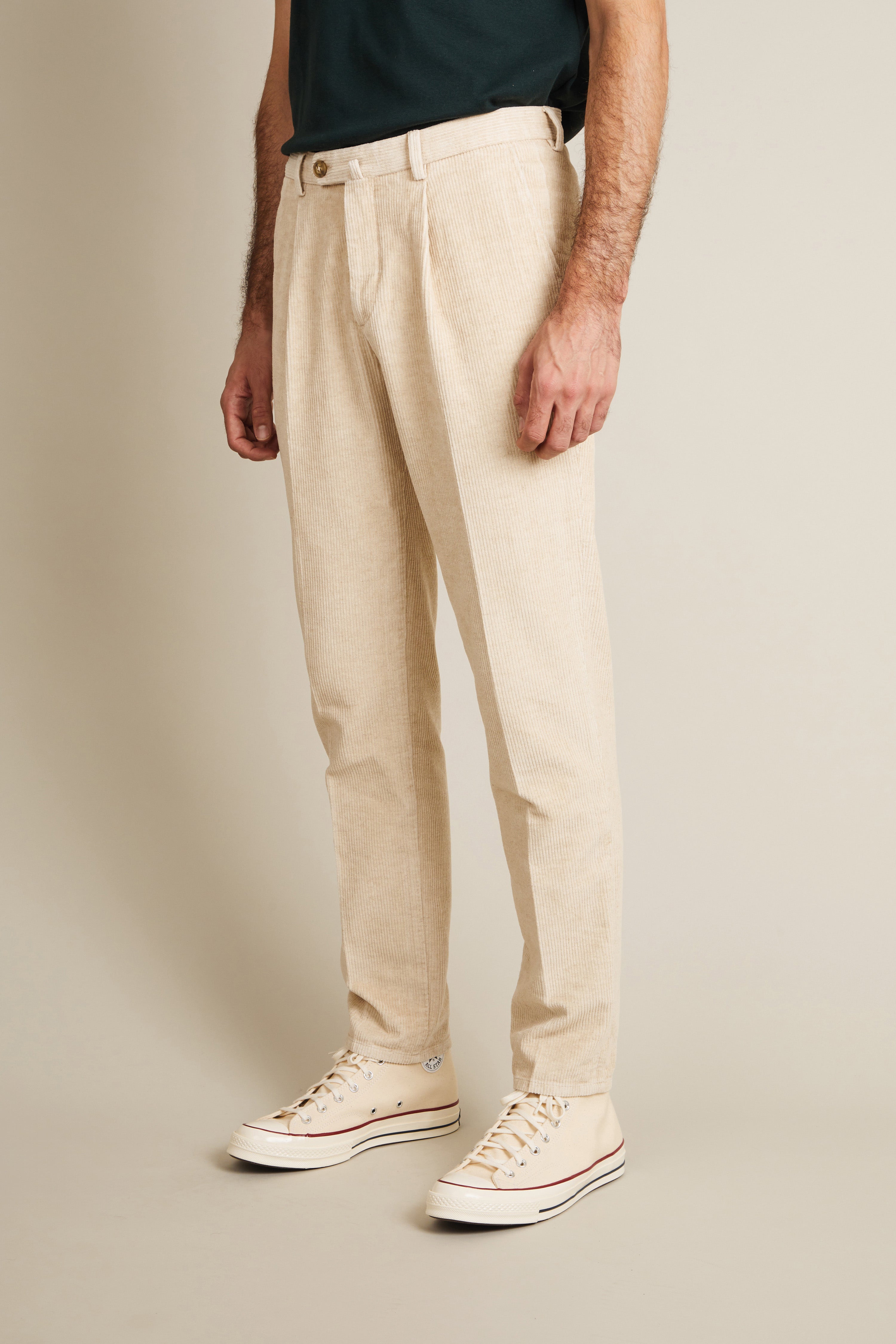 Ecru velvet pleated chinos