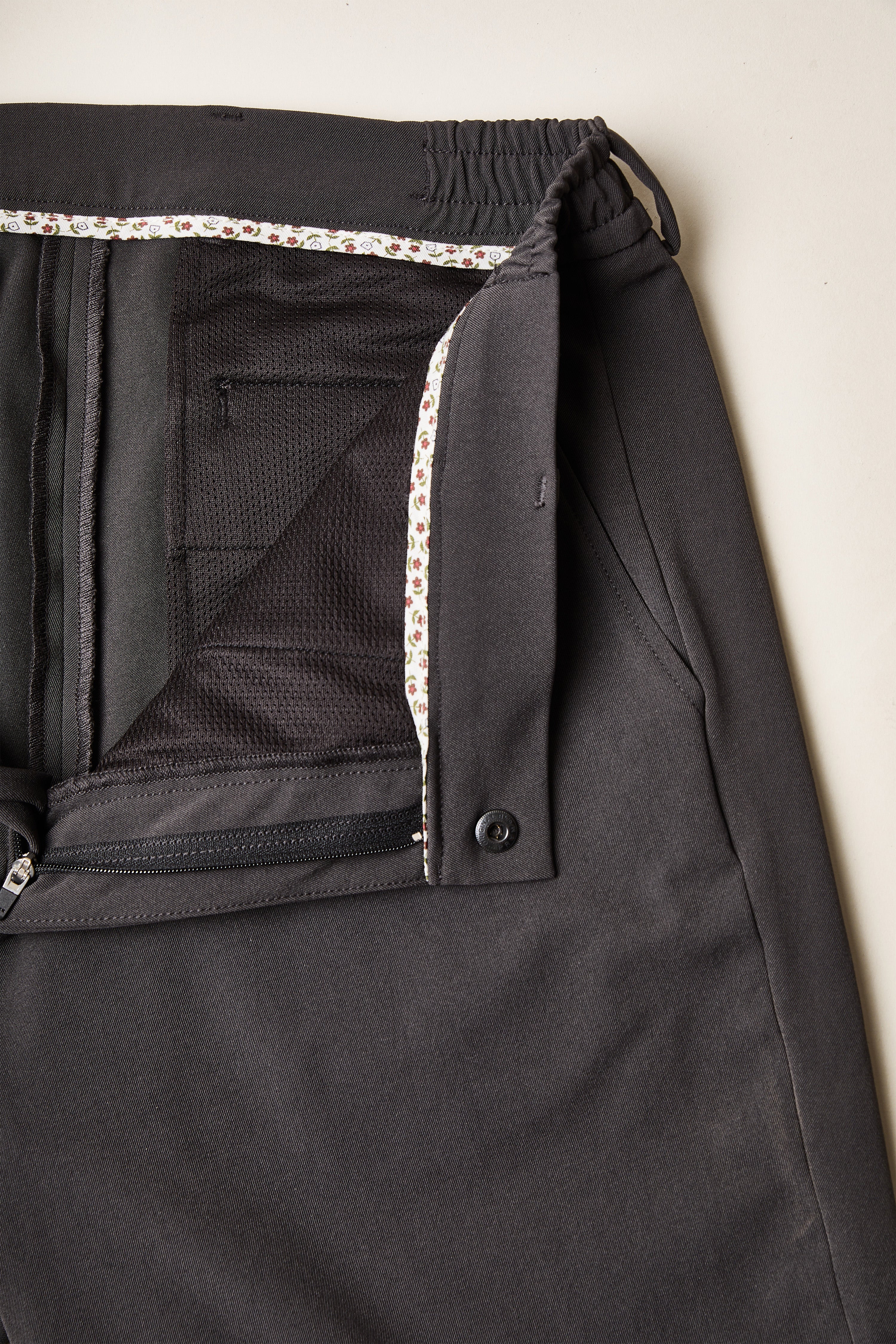 Chino technique gris anthracite v2