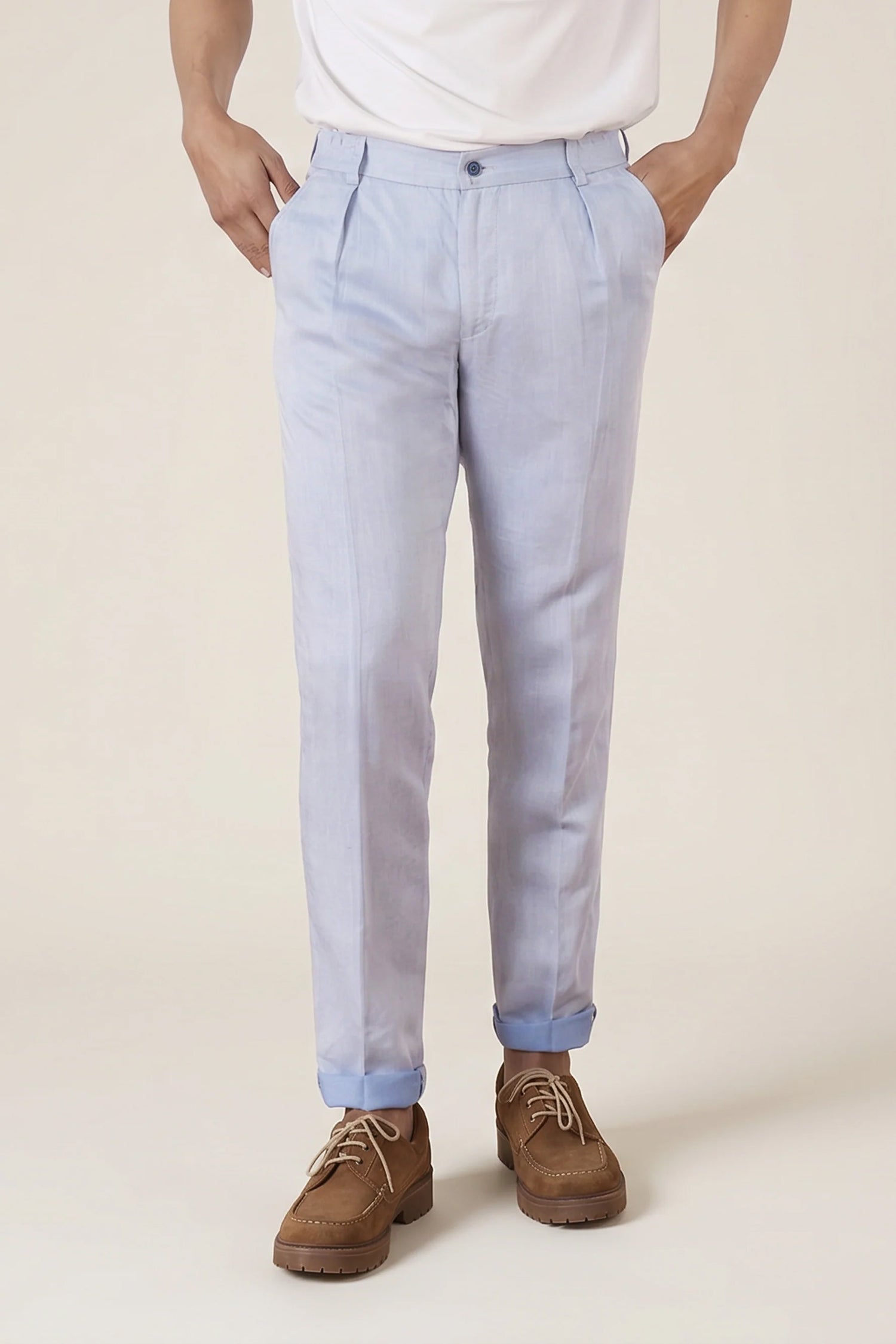 Sky blue pleated pants