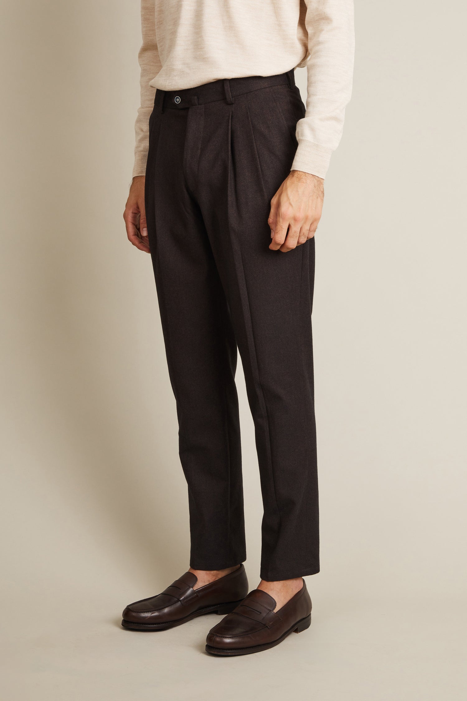 Brown flannel double pleated pants