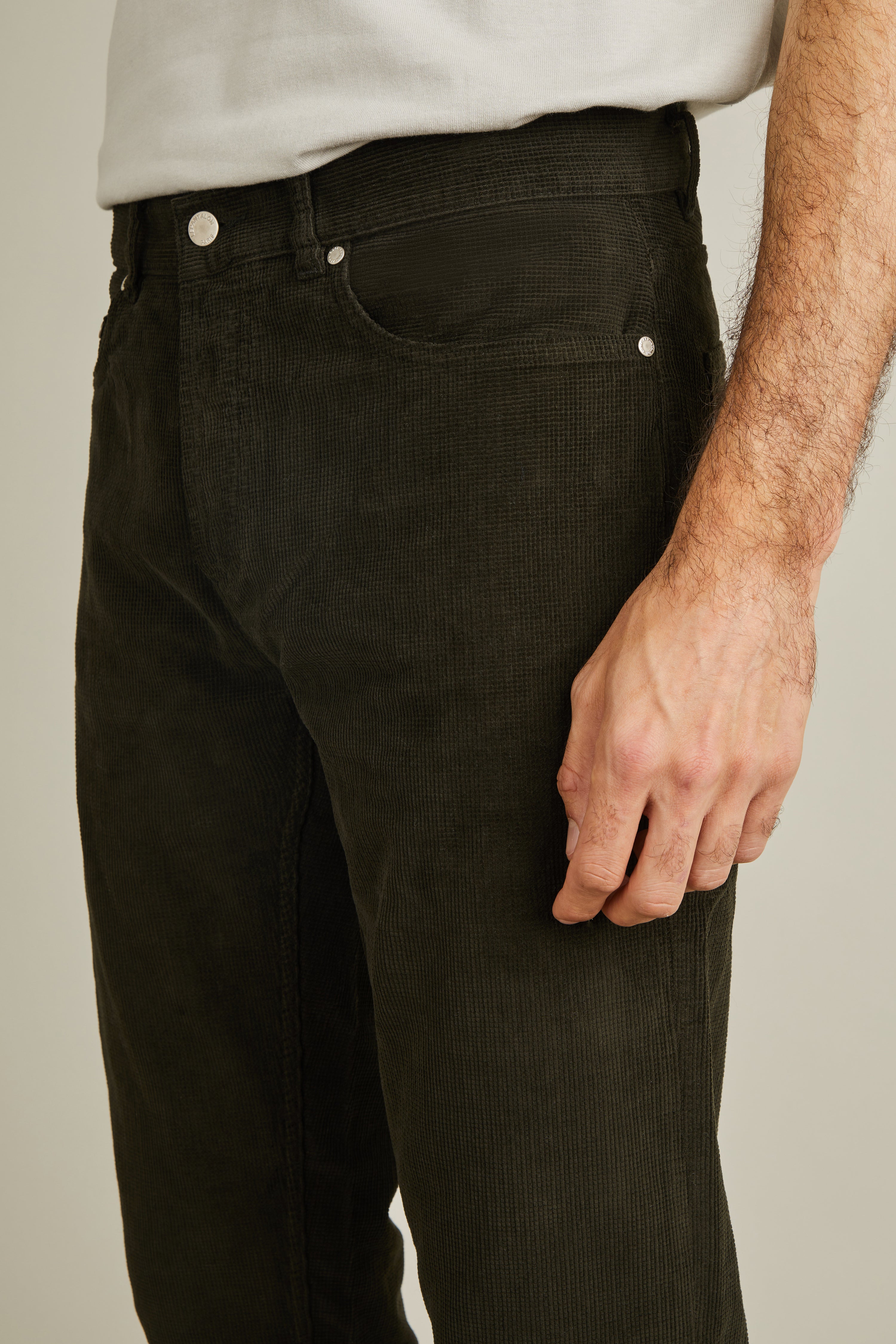 5 pockets corderoy pants in khaki
