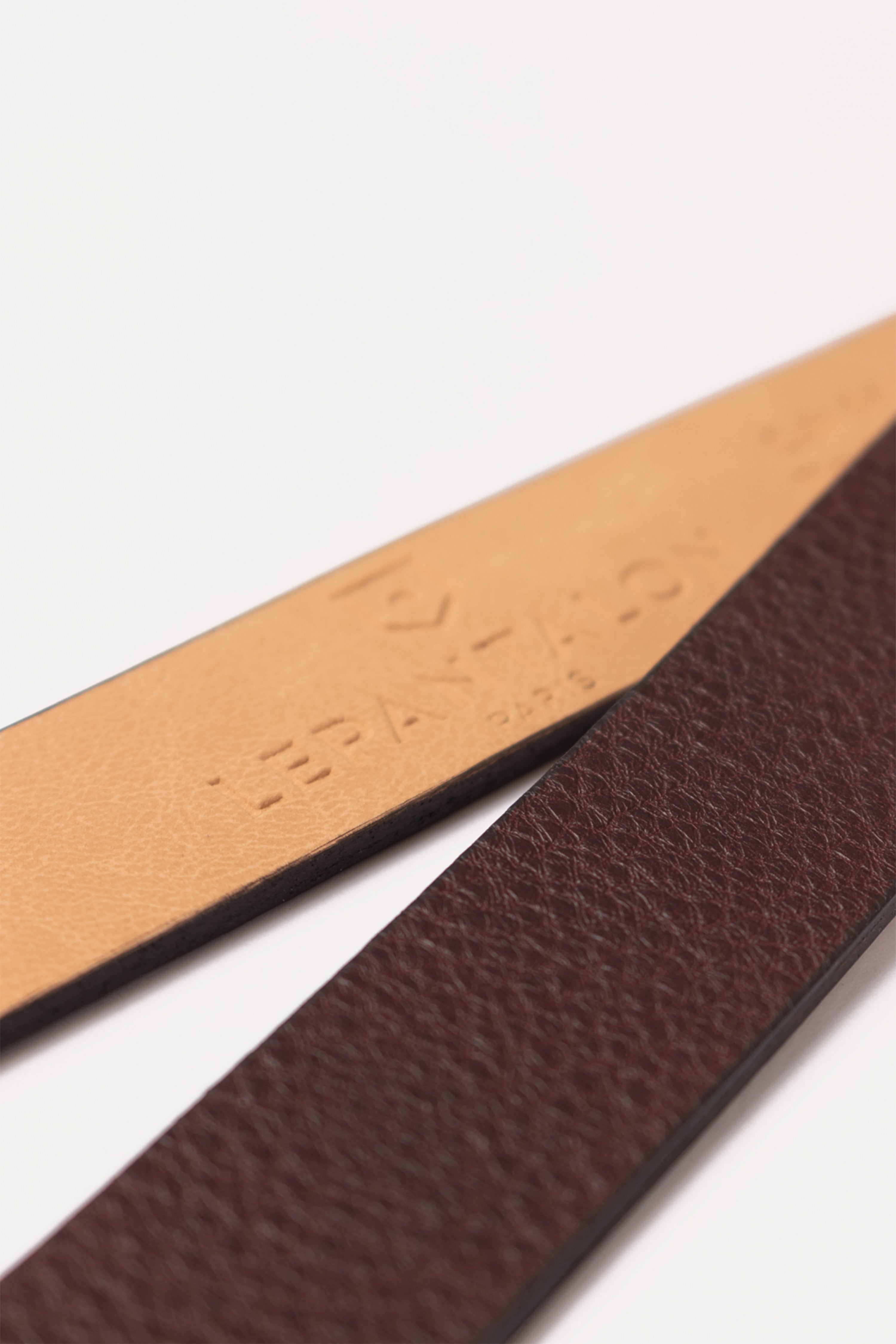 Ceinture en cuir lie de vin