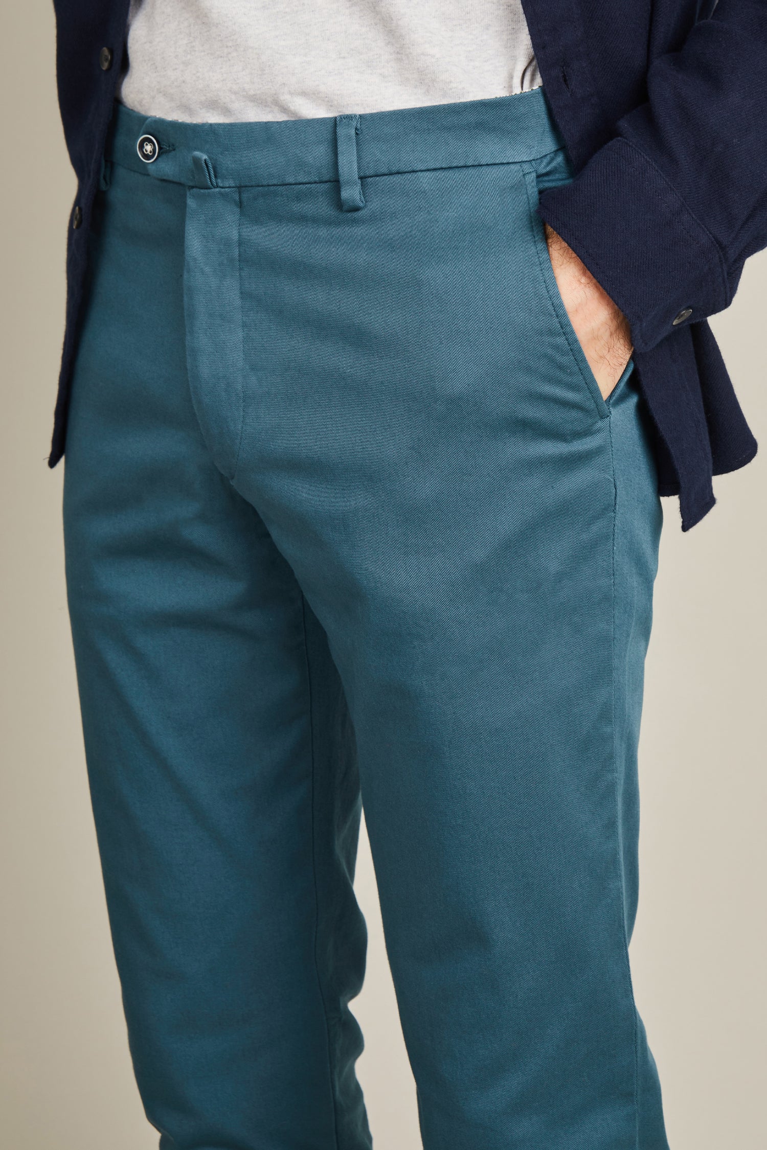 Chino bleu canard