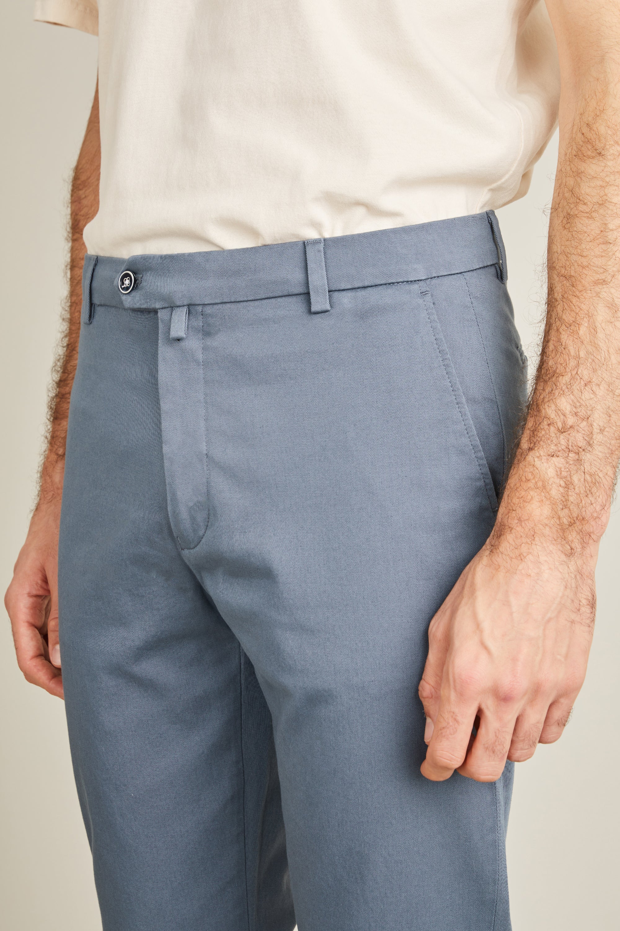Chino bleu jasmin