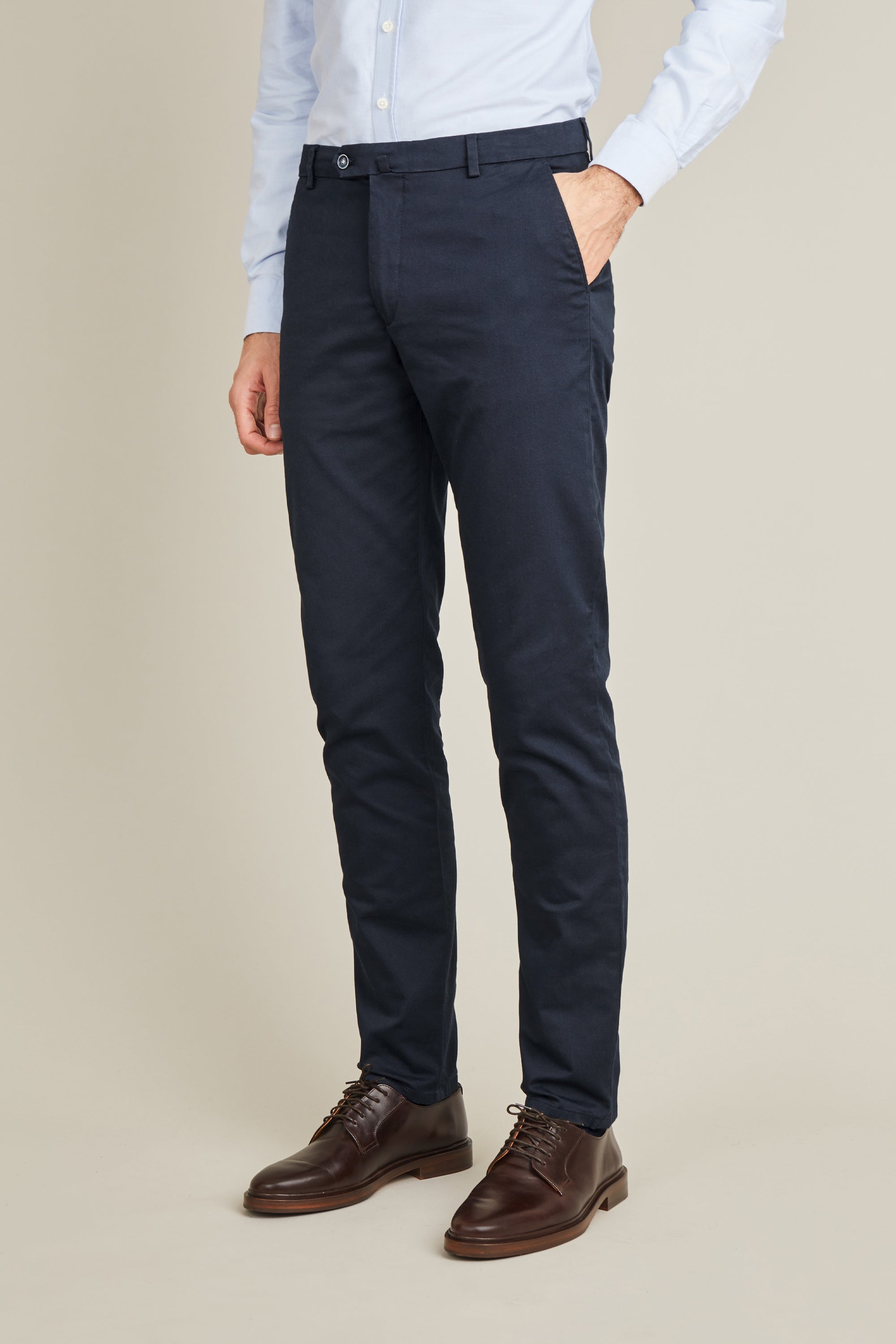 Chino bleu marine