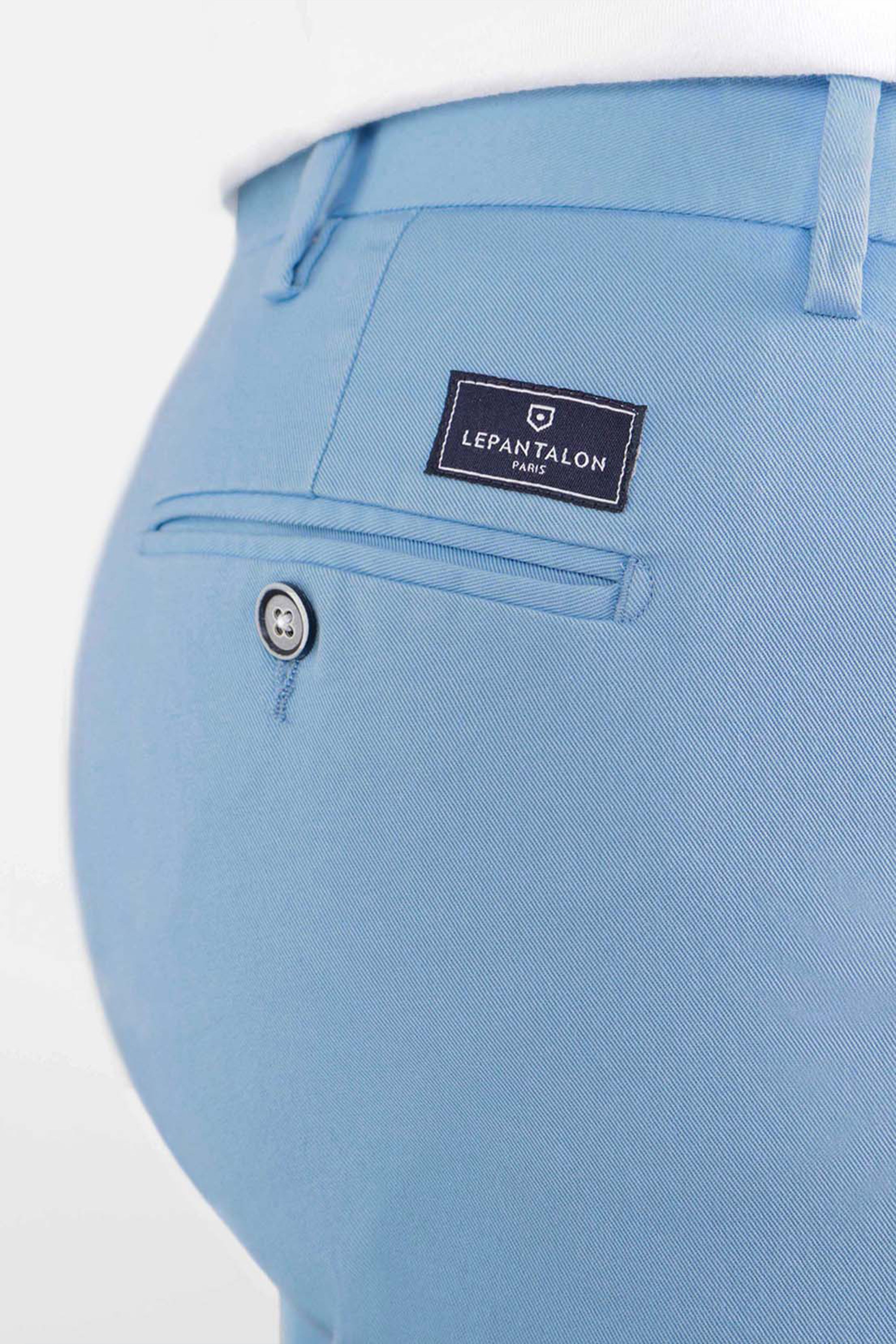 Chino bleu pastel