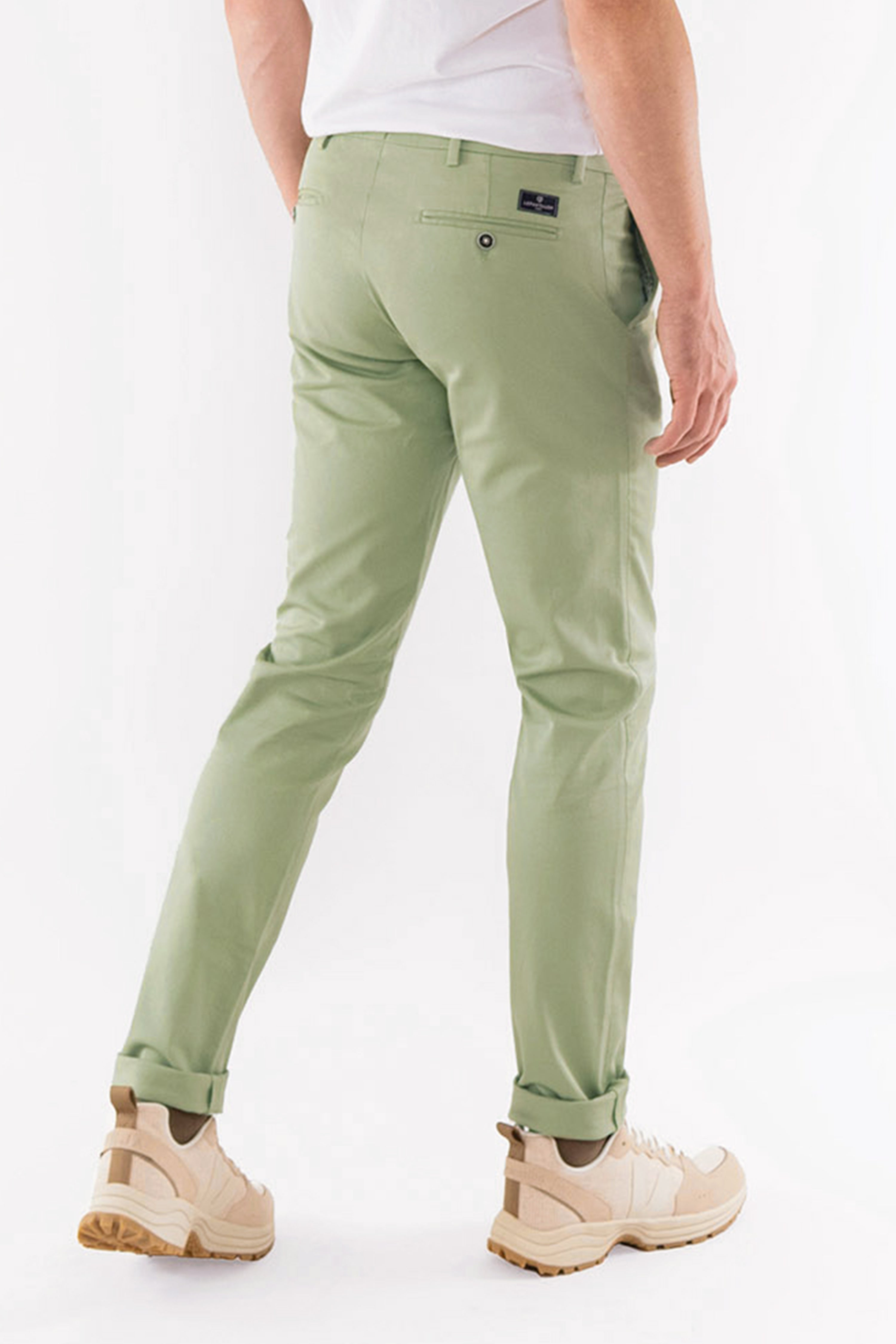 Chino vert tilleul